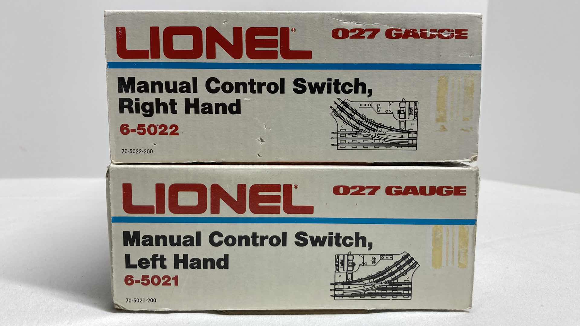 Photo 4 of LIONEL O27 GAUGE RIGHT HAND 6-5022 & LEFT HAND 6-5021 MANUAL CONTROL SWITCHES