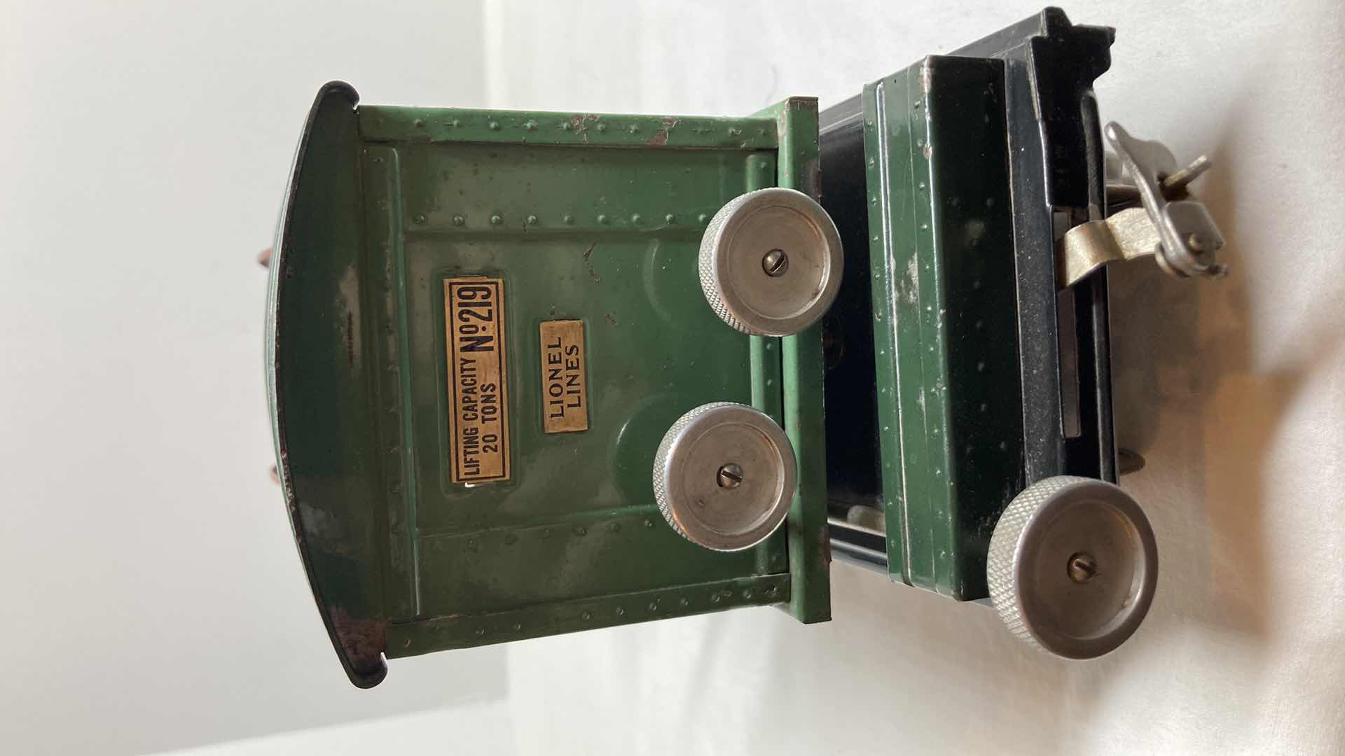 Photo 2 of LIONEL STANDARD GAUGE CRANE 219