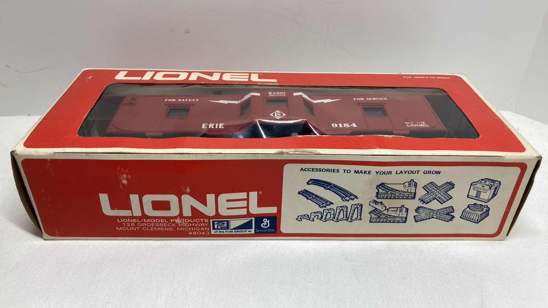 Photo 2 of LIONEL ERIE BAY WINDOW CABOOSE CAR 6-9184