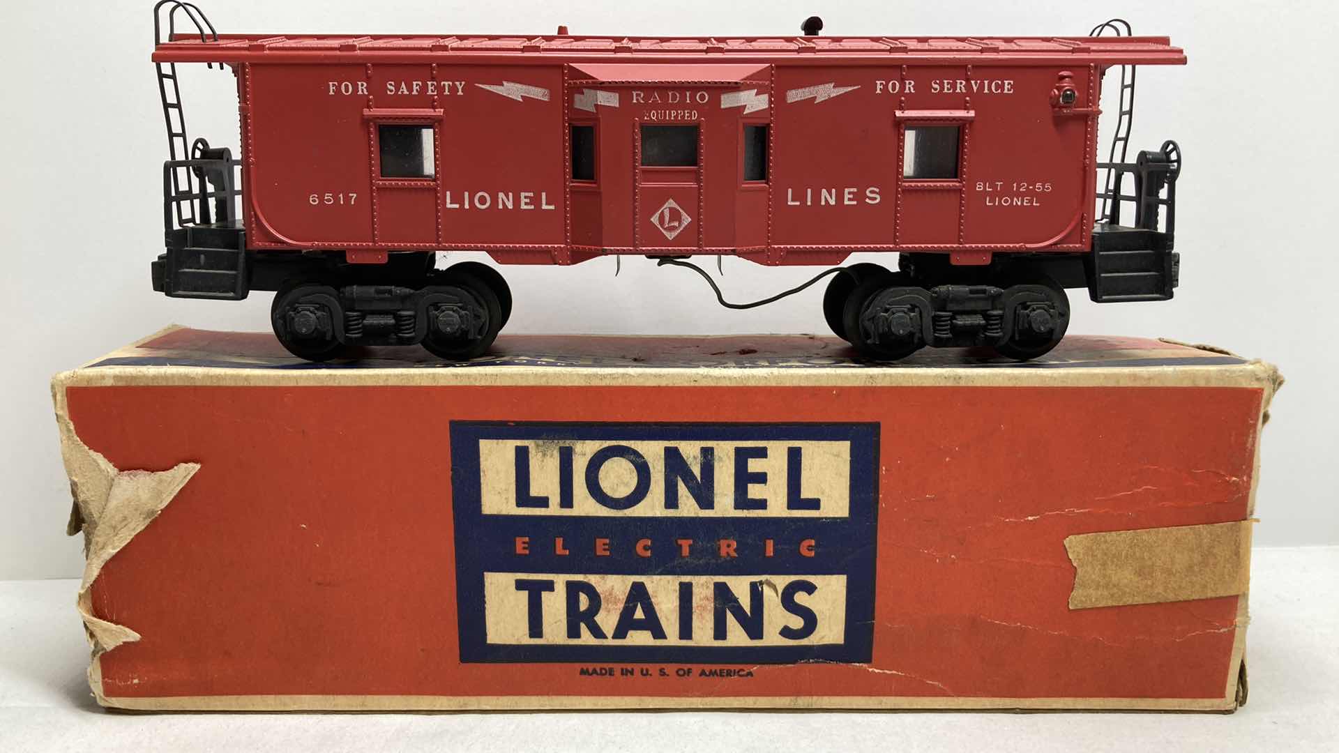 Photo 1 of LIONEL ELECTRIC TRAINS CABOOSE CAR 6517-23