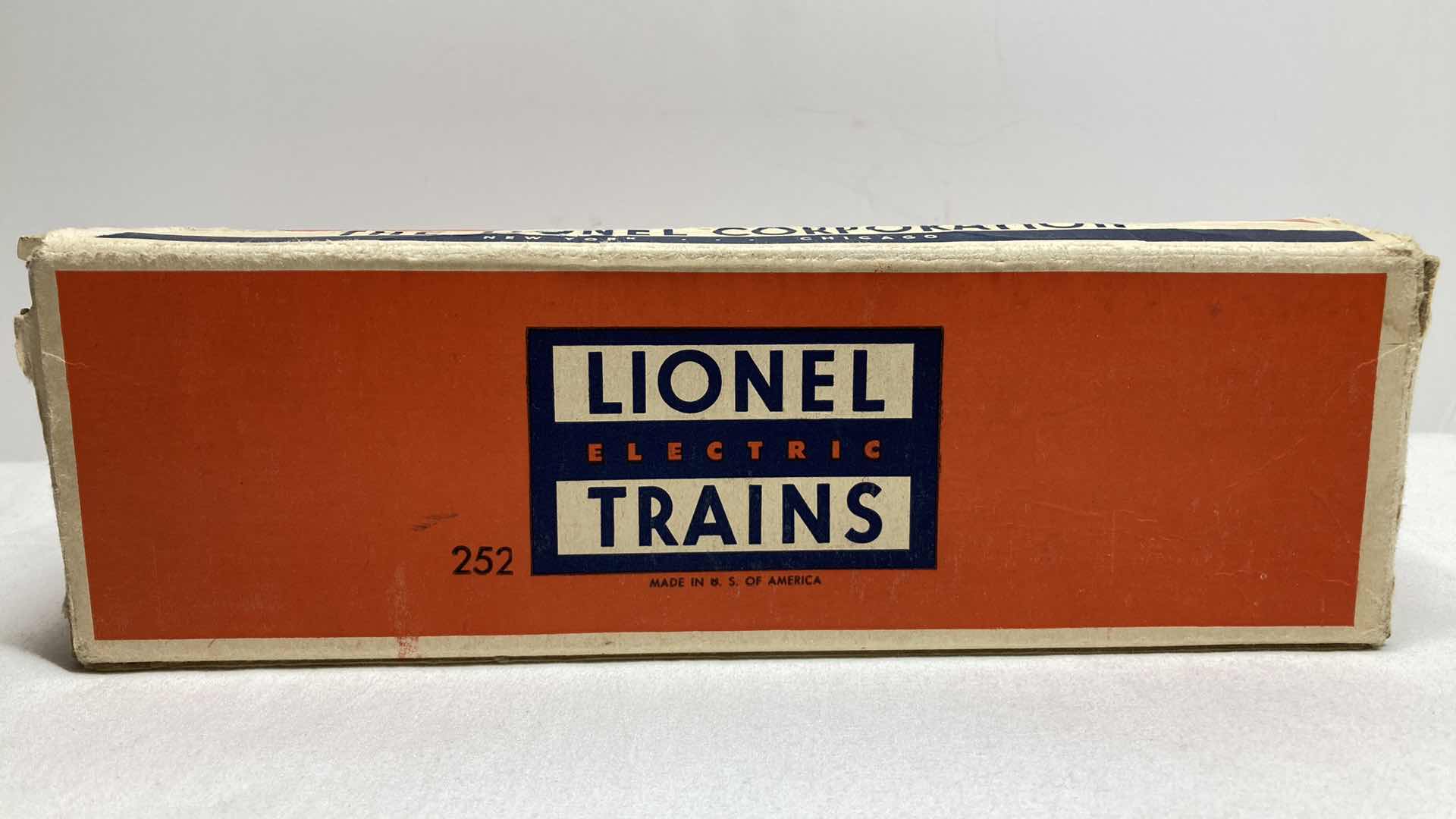 Photo 12 of LIONEL ELECTRIC TRAINS AUTOMATIC CROSSING GATE 252-44
