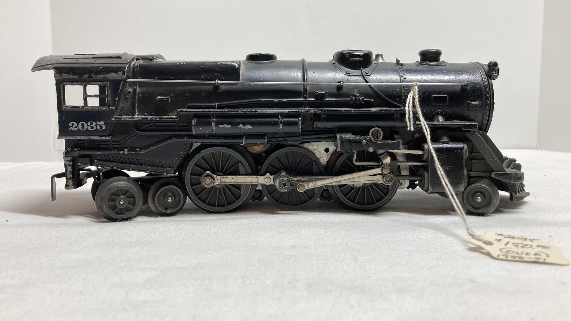 Photo 1 of LIONEL LOCOMOTIVE 2035 YR1950-1951