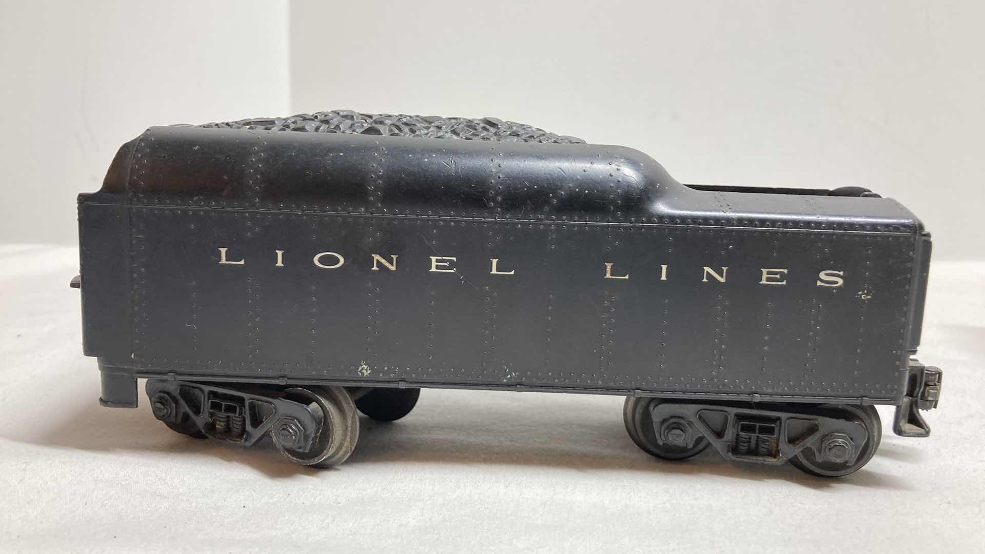 Photo 10 of LIONEL LOCOMOTIVE 2018 YR1956-58 & W TENDER CAR