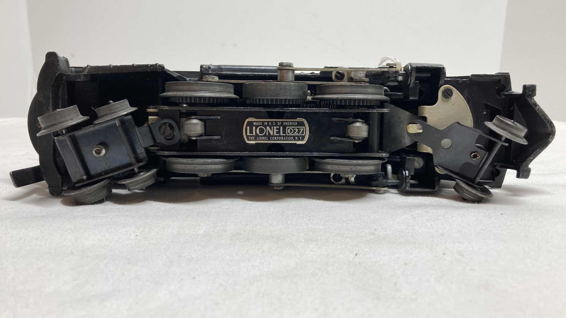 Photo 7 of LIONEL LOCOMOTIVE 2018 YR1956-58 & W TENDER CAR