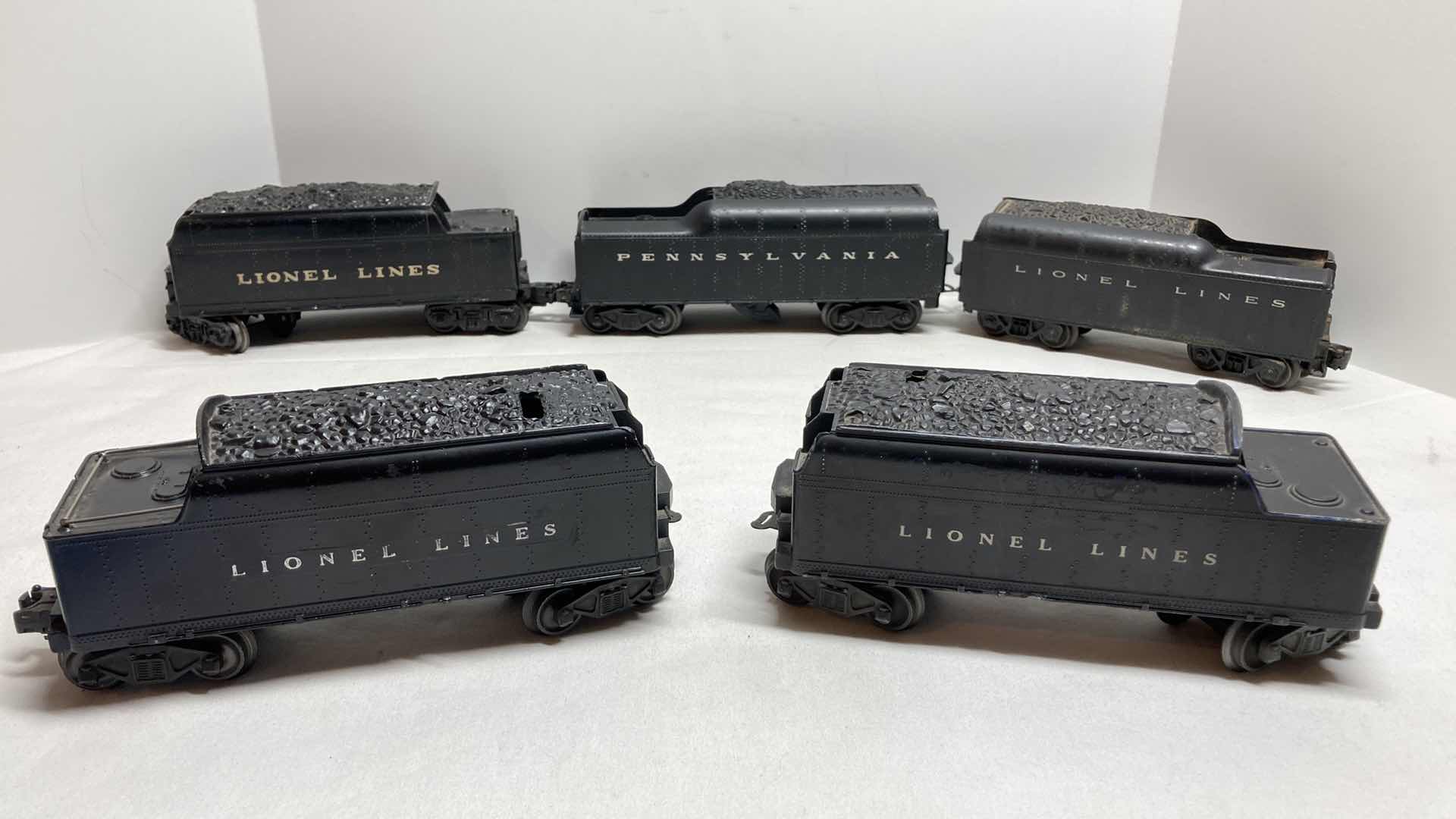 Photo 1 of LIONEL TENDER CARS (5)