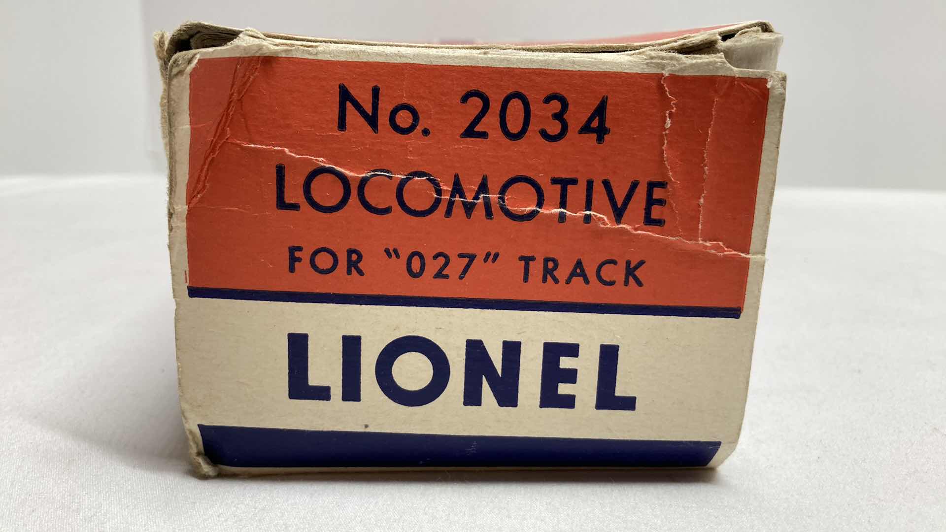 Photo 6 of LIONEL ELECTRIC TRAINS LOCOMOTIVE 2034-10