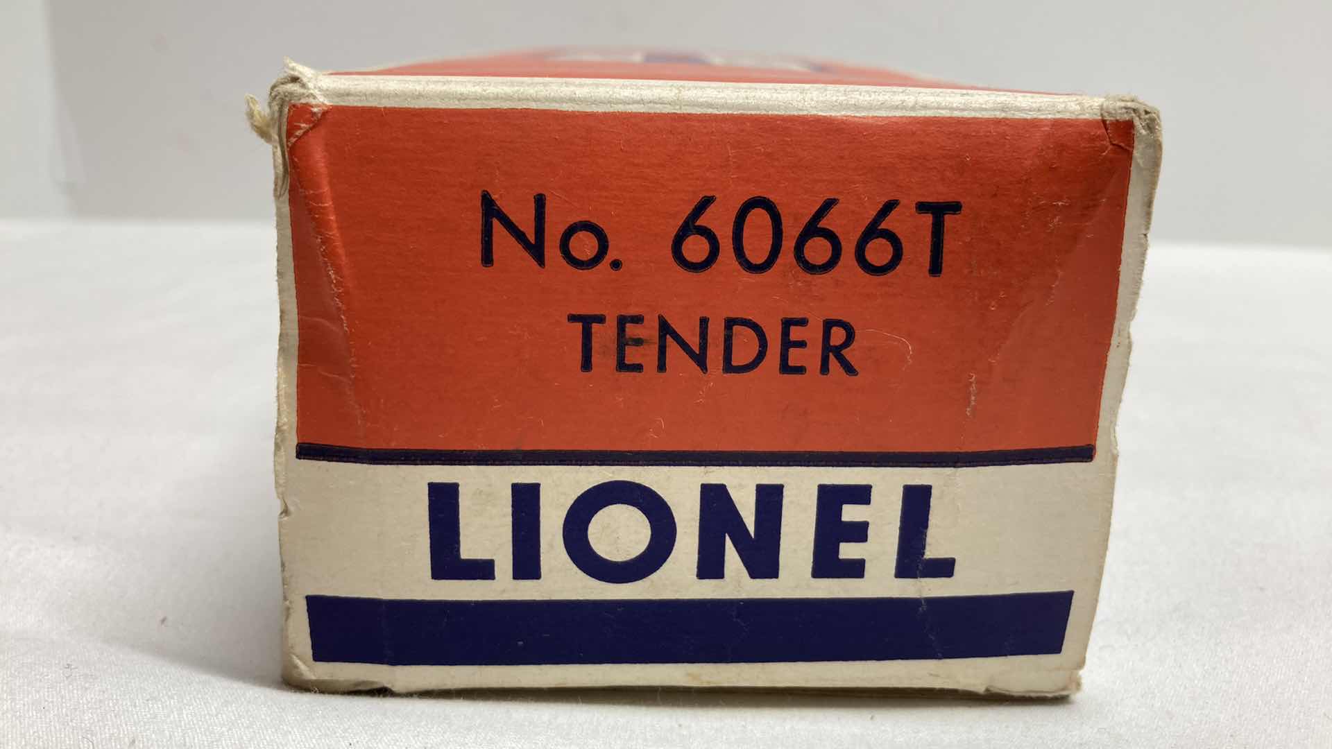 Photo 7 of LIONEL ELECTRIC TRAINS TENDER CAR 6066T-10