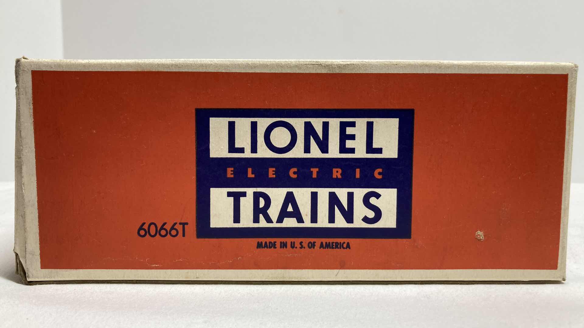 Photo 10 of LIONEL ELECTRIC TRAINS TENDER CAR 6066T-10