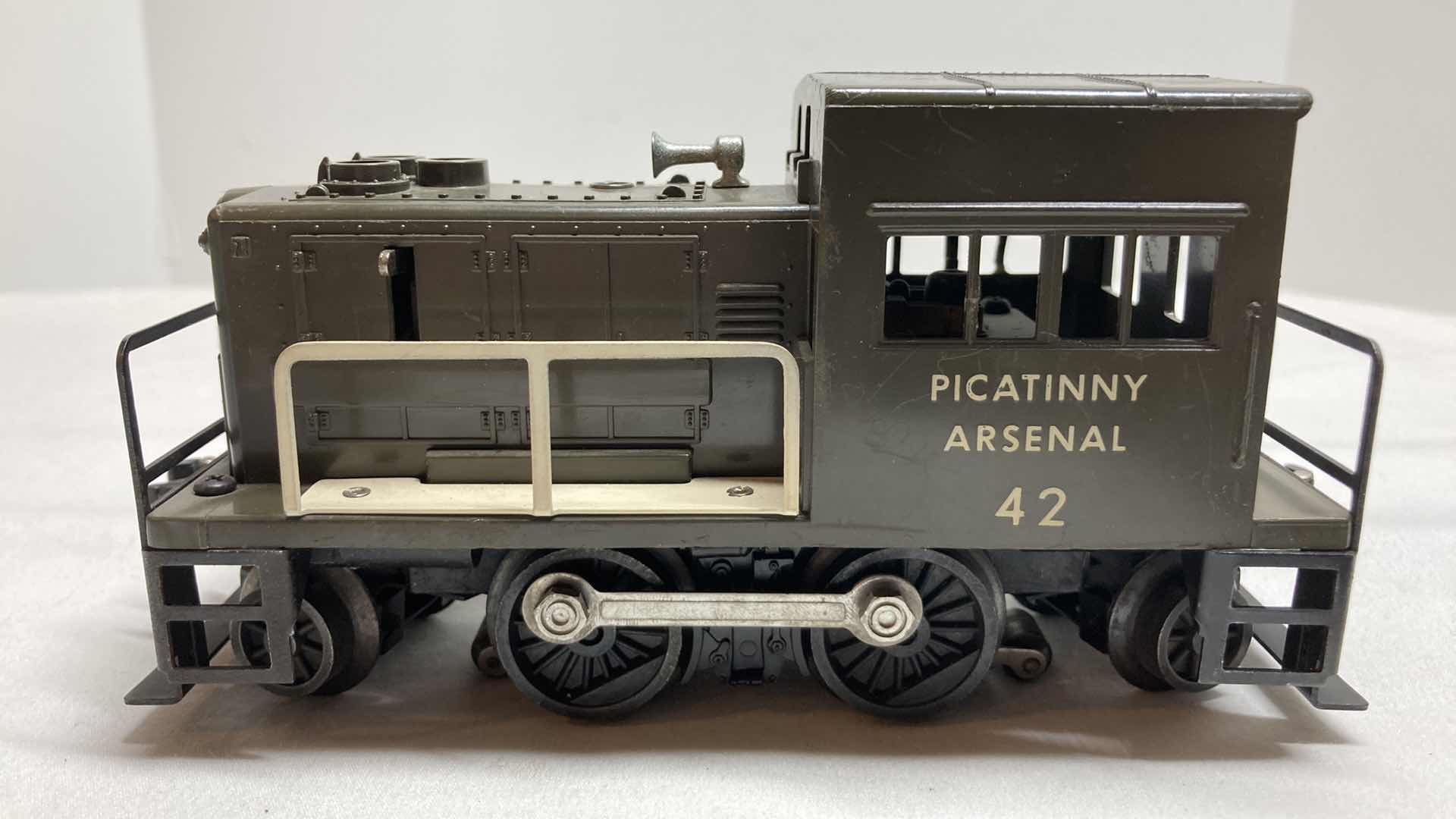 Photo 3 of LIONEL PICATINNY ARSENAL SWITCHER 42 YR1957