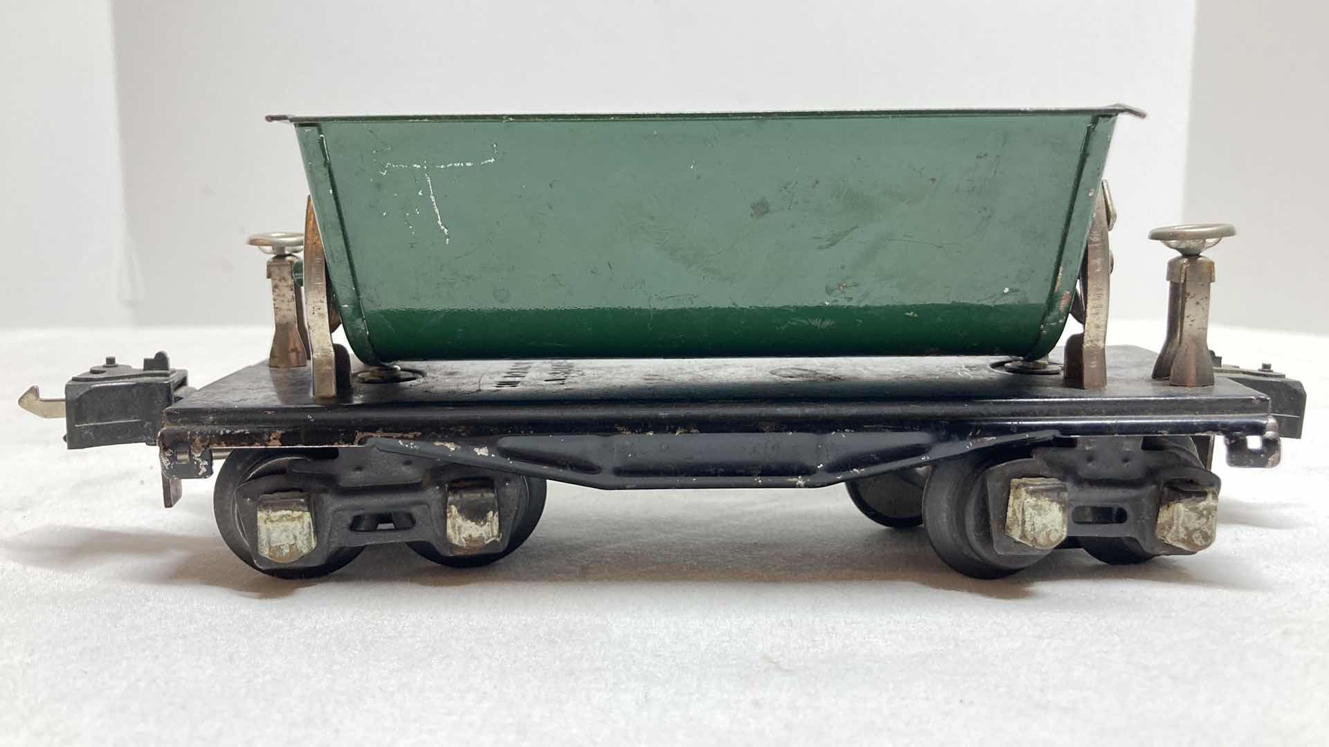 Photo 3 of LIONEL PREWAR DUMP CAR 2659