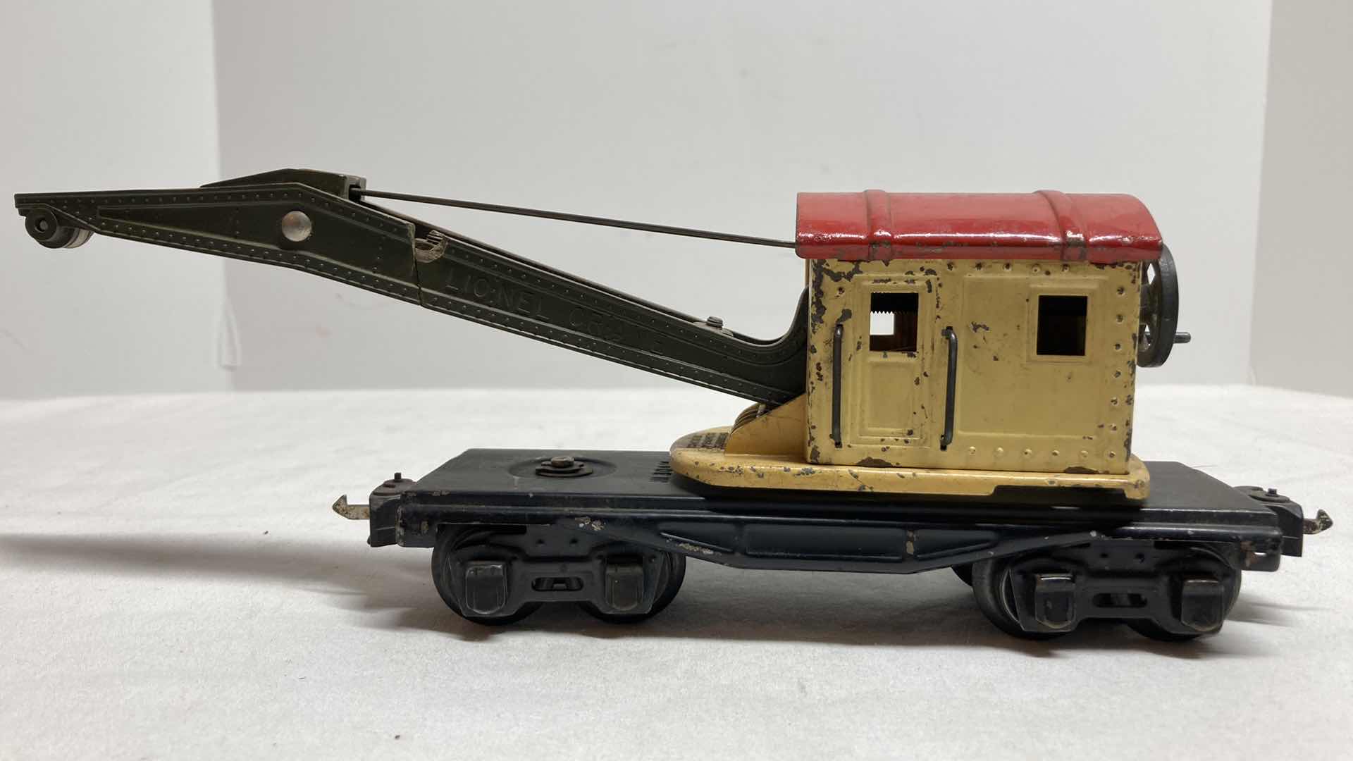 Photo 3 of LIONEL PREWAR CRANE CAR 2660