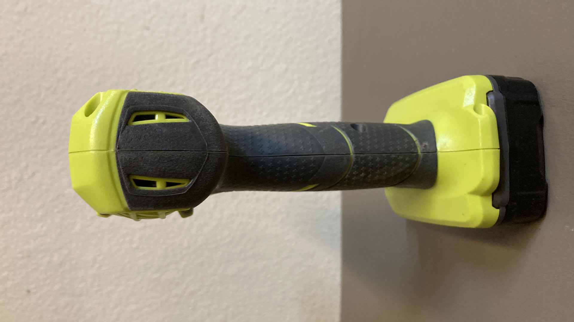 Photo 5 of RYOBI DRILL W CHARGER MODEL HJP003