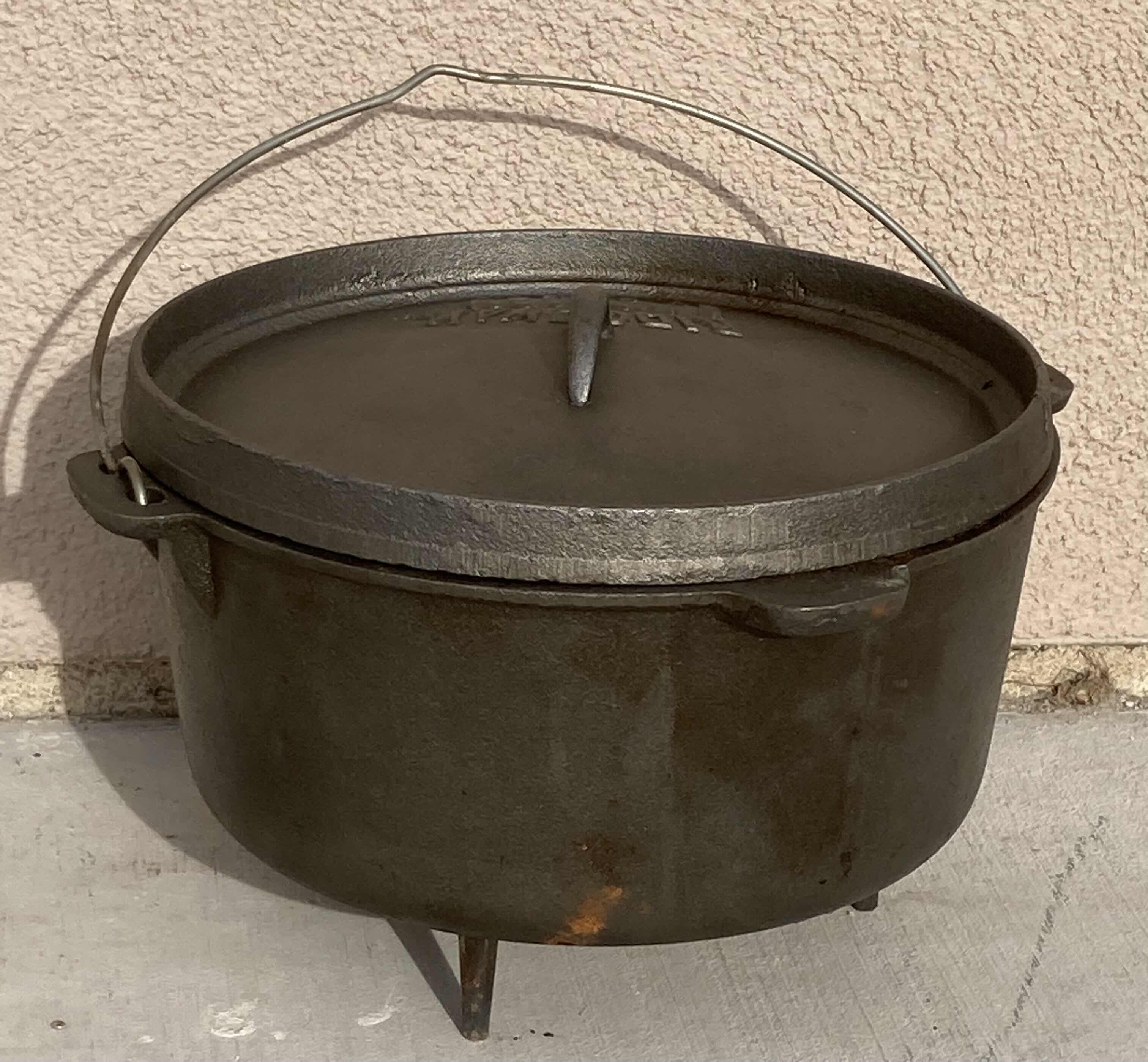 Photo 1 of KELTY RIDGEWAY CAST IRON POT DUTCH OVEN W CASE 14” X 13”  H8.5”