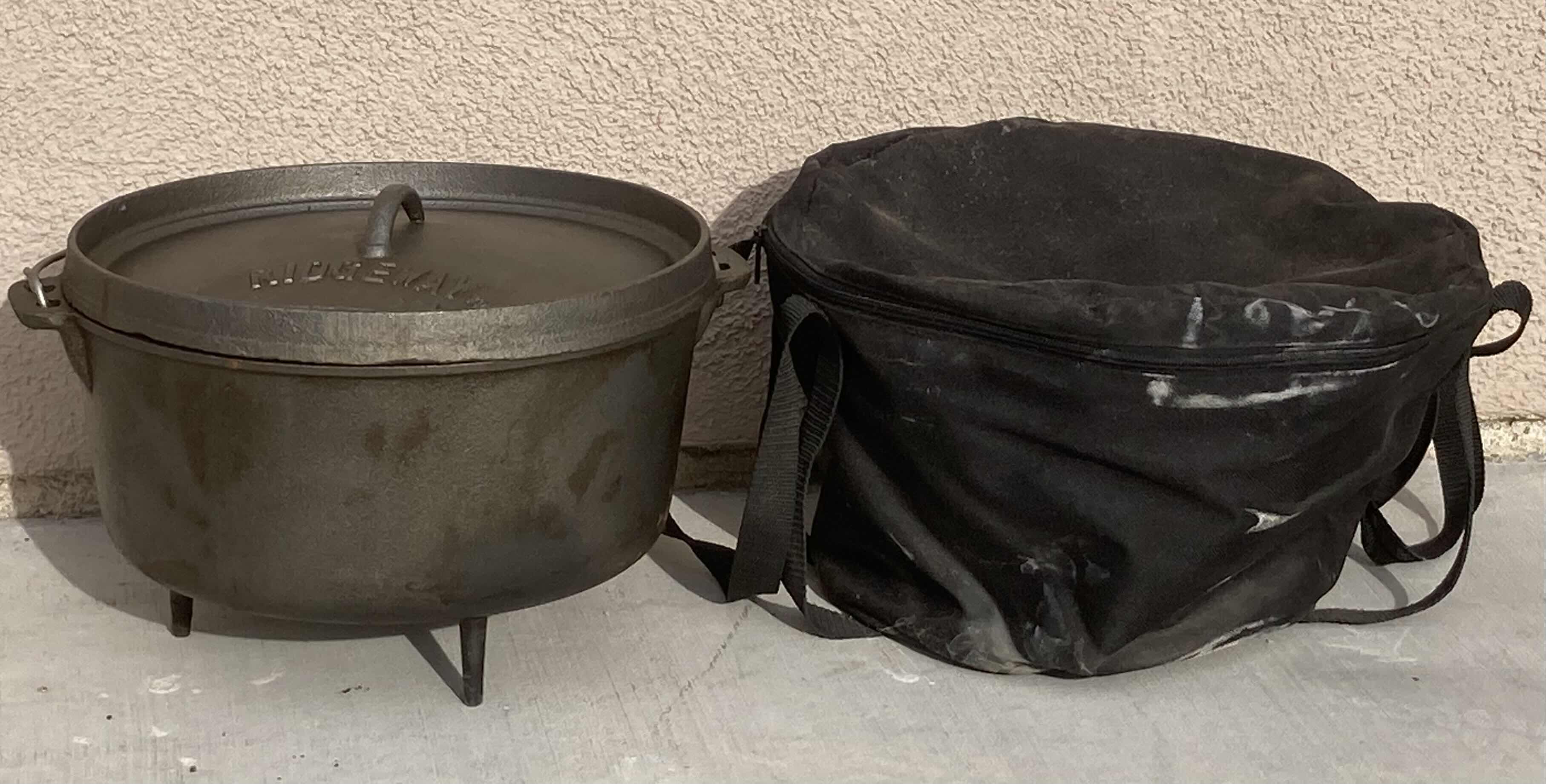 Photo 2 of KELTY RIDGEWAY CAST IRON POT DUTCH OVEN W CASE 14” X 13”  H8.5”