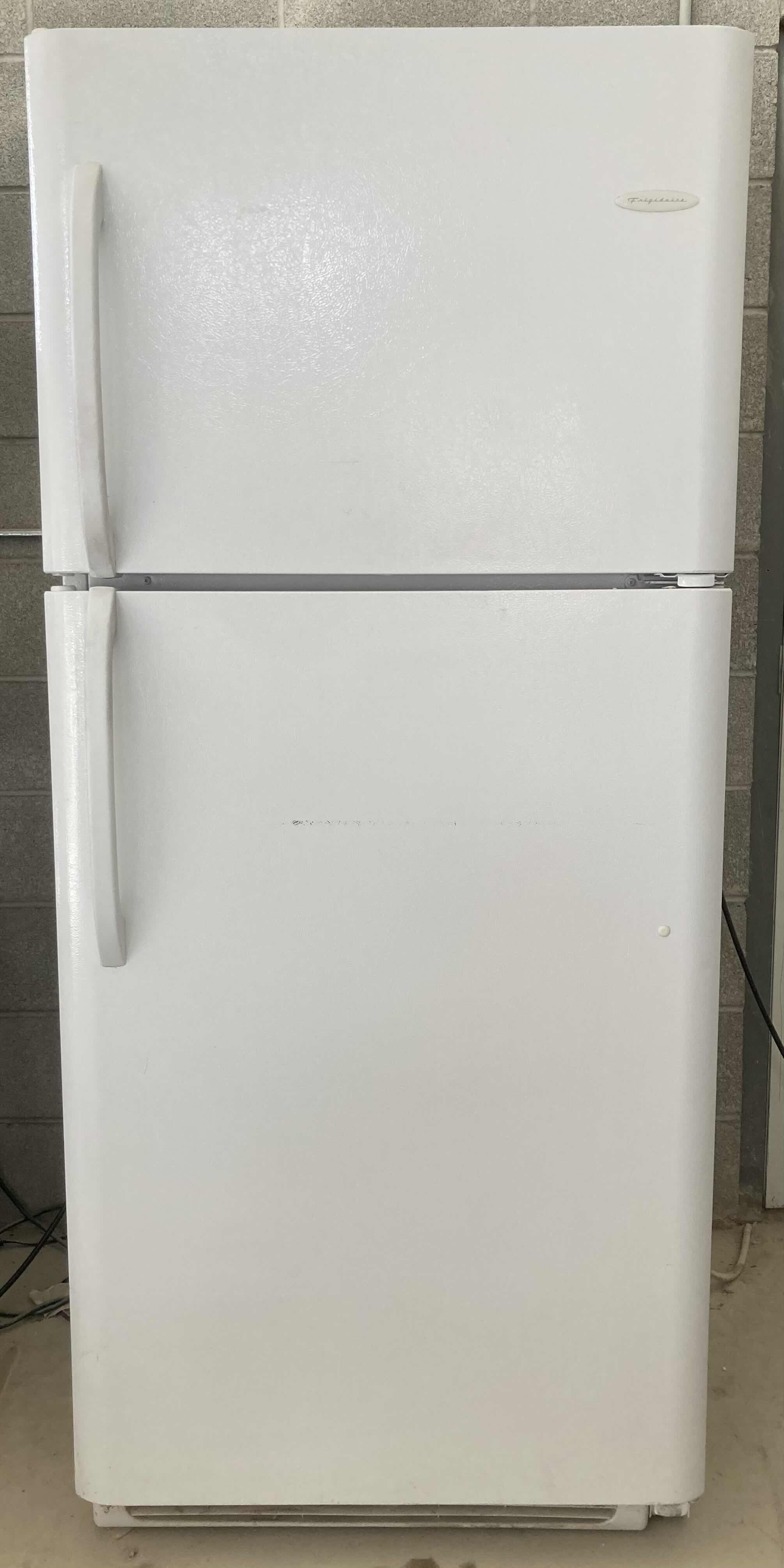 Photo 1 of FRIGIDAIRE TOP FREEZER REFRIGERATOR MODEL FRT21C5AW9