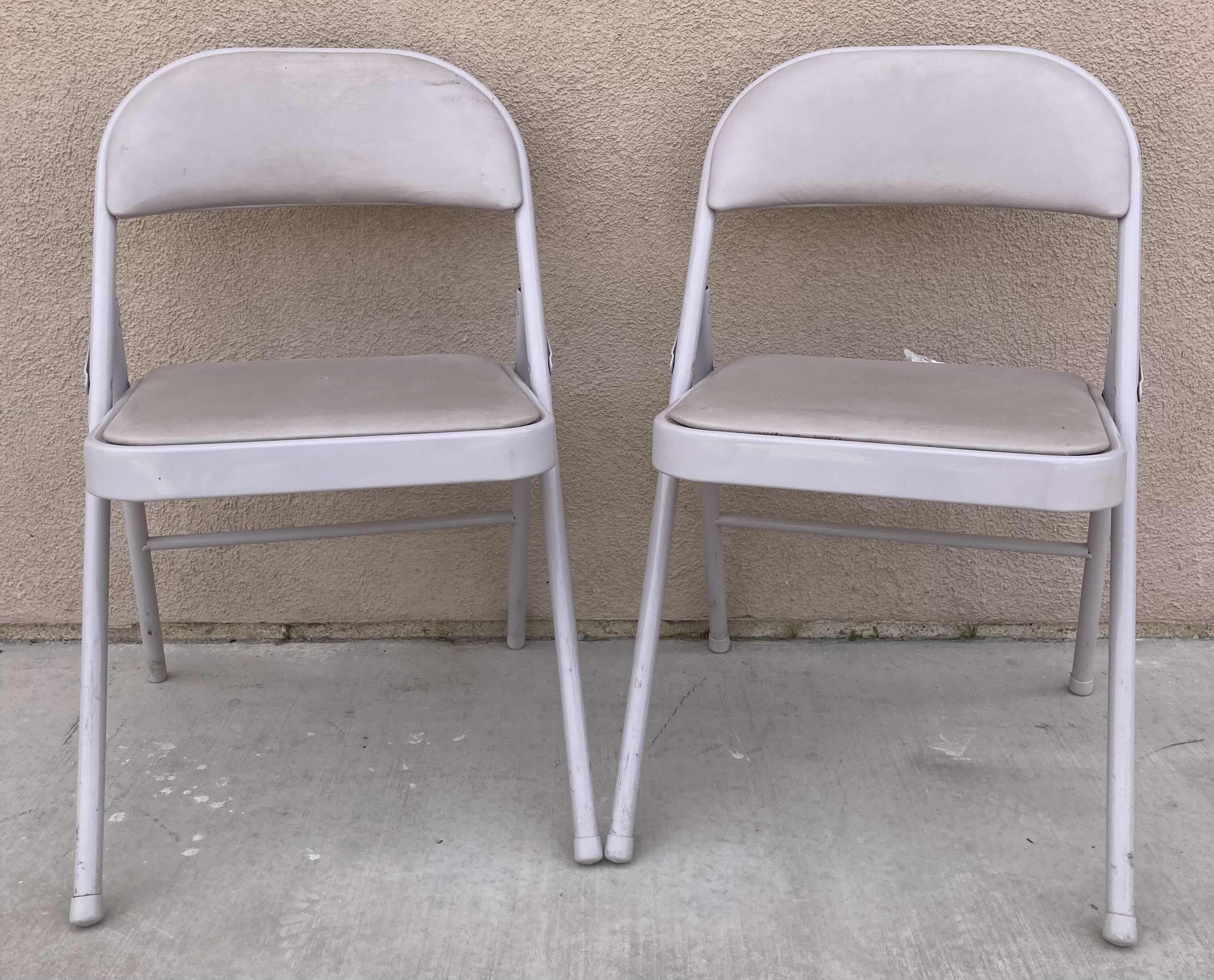 Photo 1 of MECO PADDED FOLDING METAL CHAIRS (2) 18.5” X 19.5” H29”