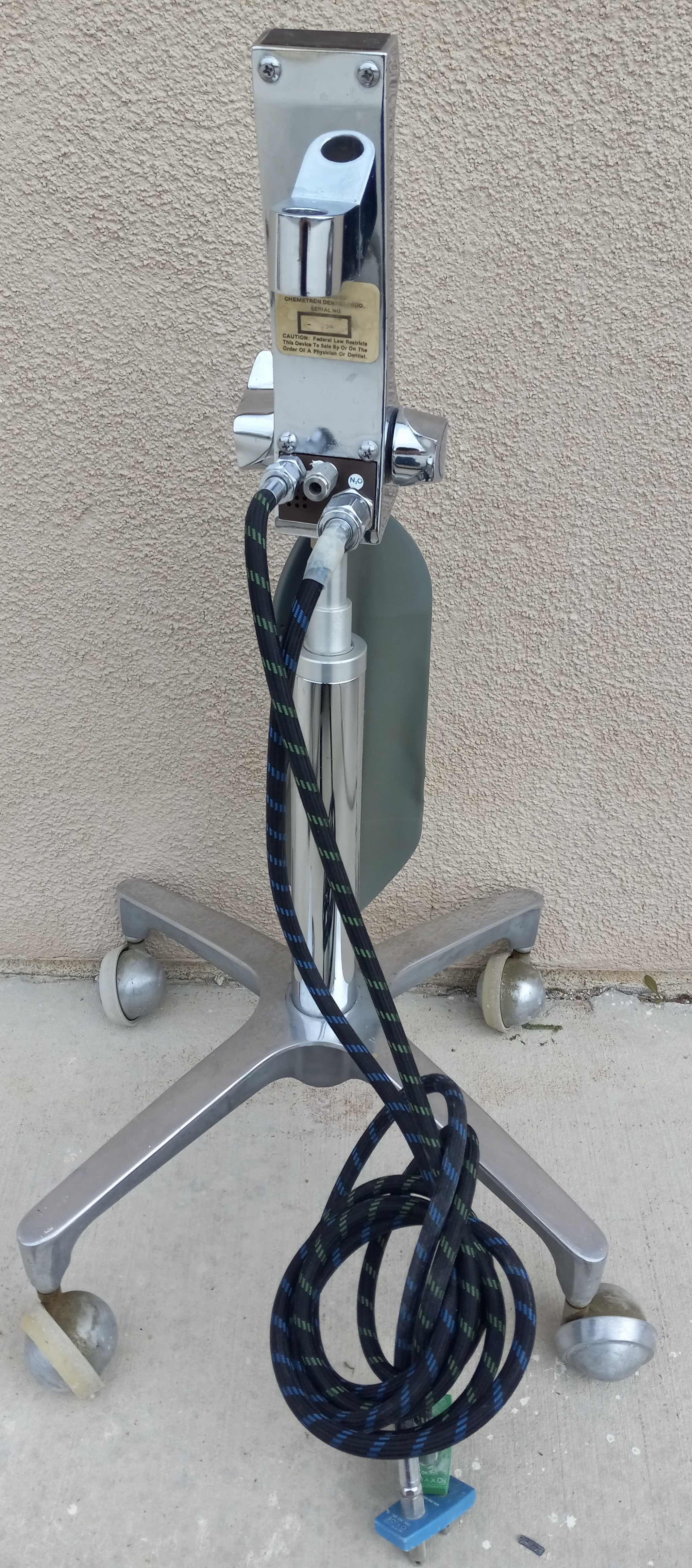 Photo 3 of COASTAL DENTAL ROLLING NITROUS OXIDE TANK SYSTEM