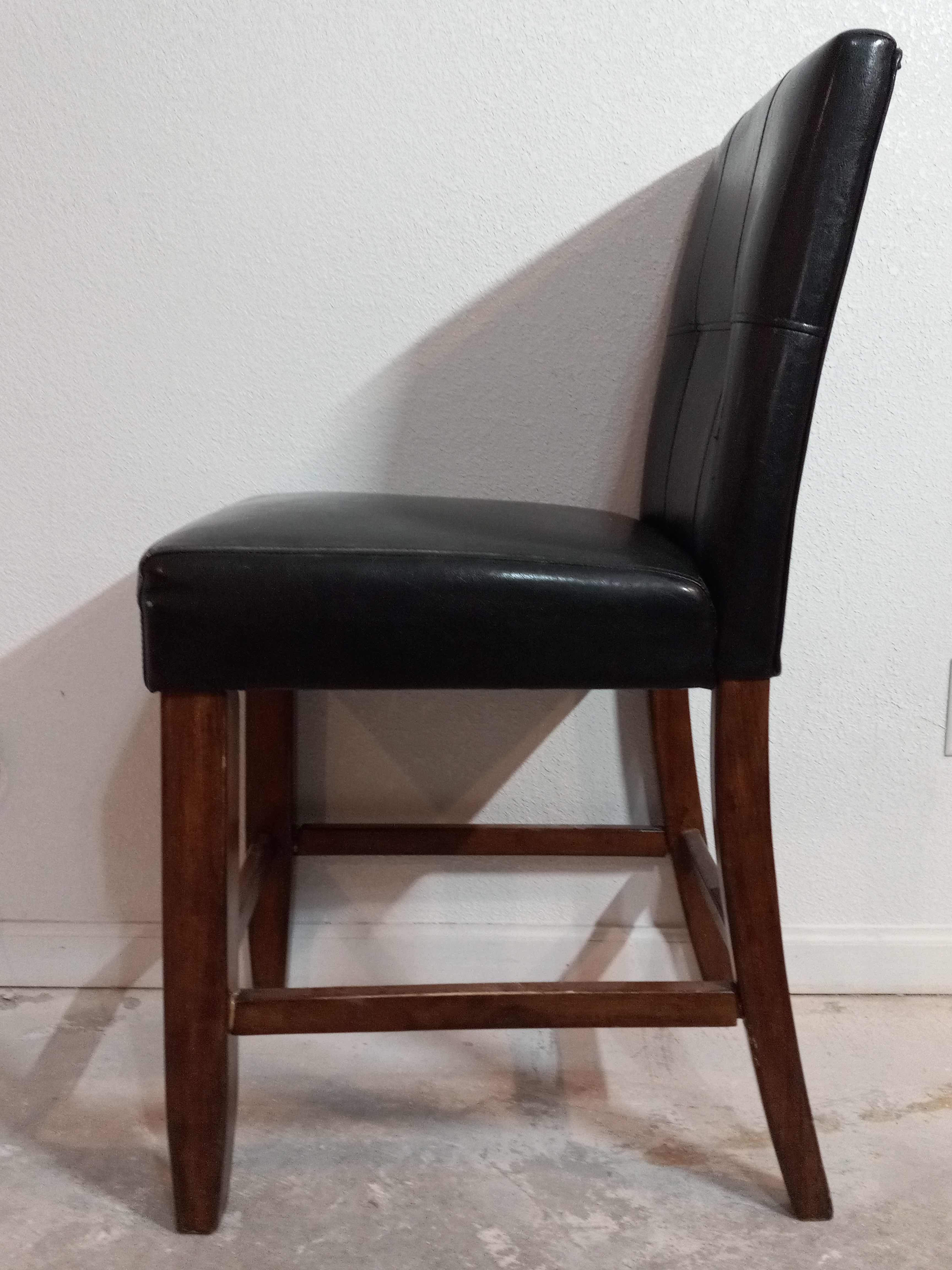 Photo 4 of ASHLEY FURNITURE AVERY BAR STOOL D349-124 18” X 22” H40”