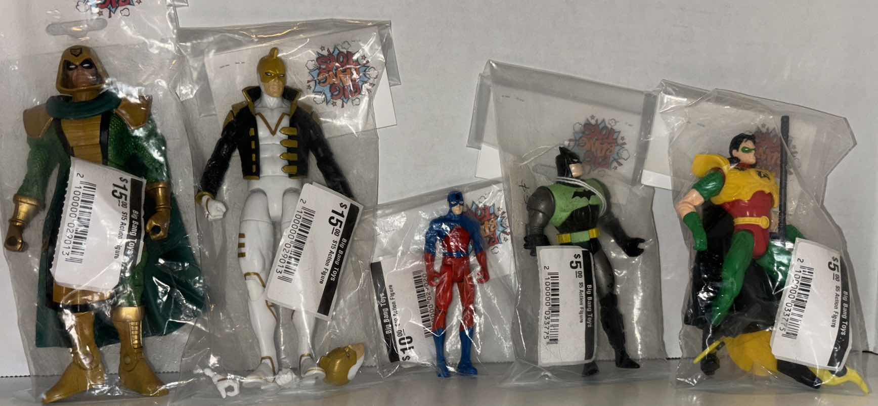 Photo 3 of DC MYSTERY GRAB BAGS (VALUE $50-60), PICTURES ARE EXAMPLES OF DC FIGURES, FIGURES WILL VARY **NO RETURNS**