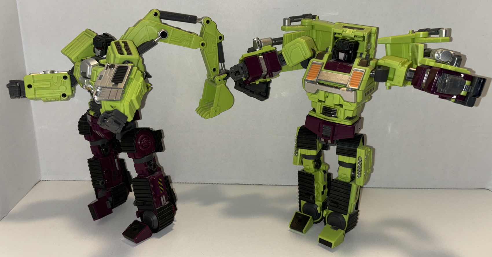 Photo 1 of 2018 JINBAO TRANSFORMERS DECEPTICONS OVERSIZED DEVASTATOR NAVVY & BULLDOZER SCAVENGER & BONECRUSHER (SET A)