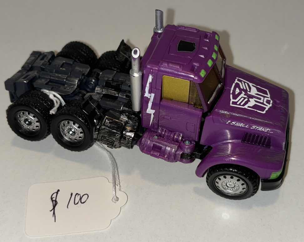 Photo 2 of 2012 TRANSFORMERS BOTCON CONVENTION EXCLUSIVE FIGURE, OPTIMUS PRIME SHATTERED GLASS