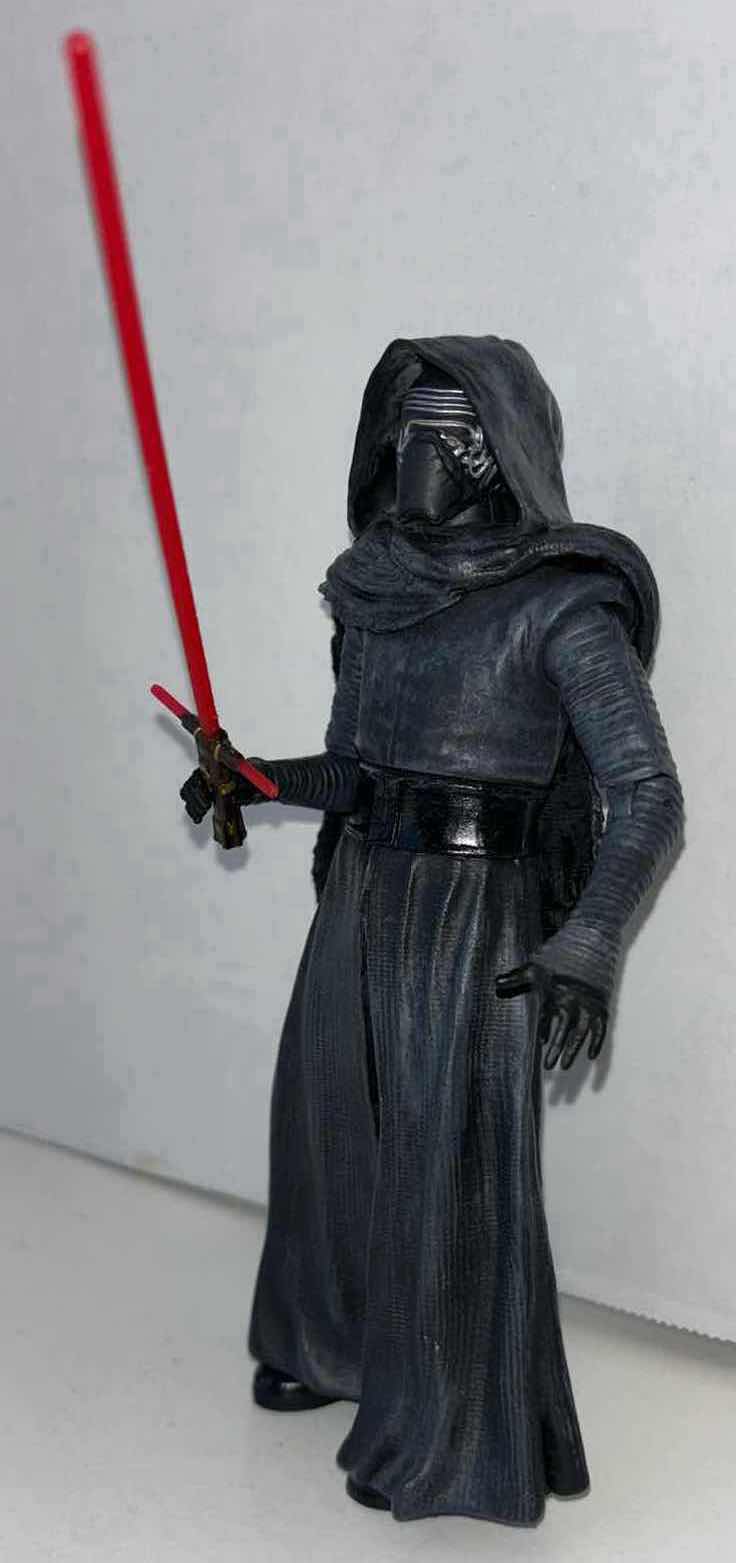 Photo 2 of (DISPLAY MODEL) DISNEY STORE STAR WARS ELITE SERIES “KYLO REN” DIECAST 6.5” FIGURE