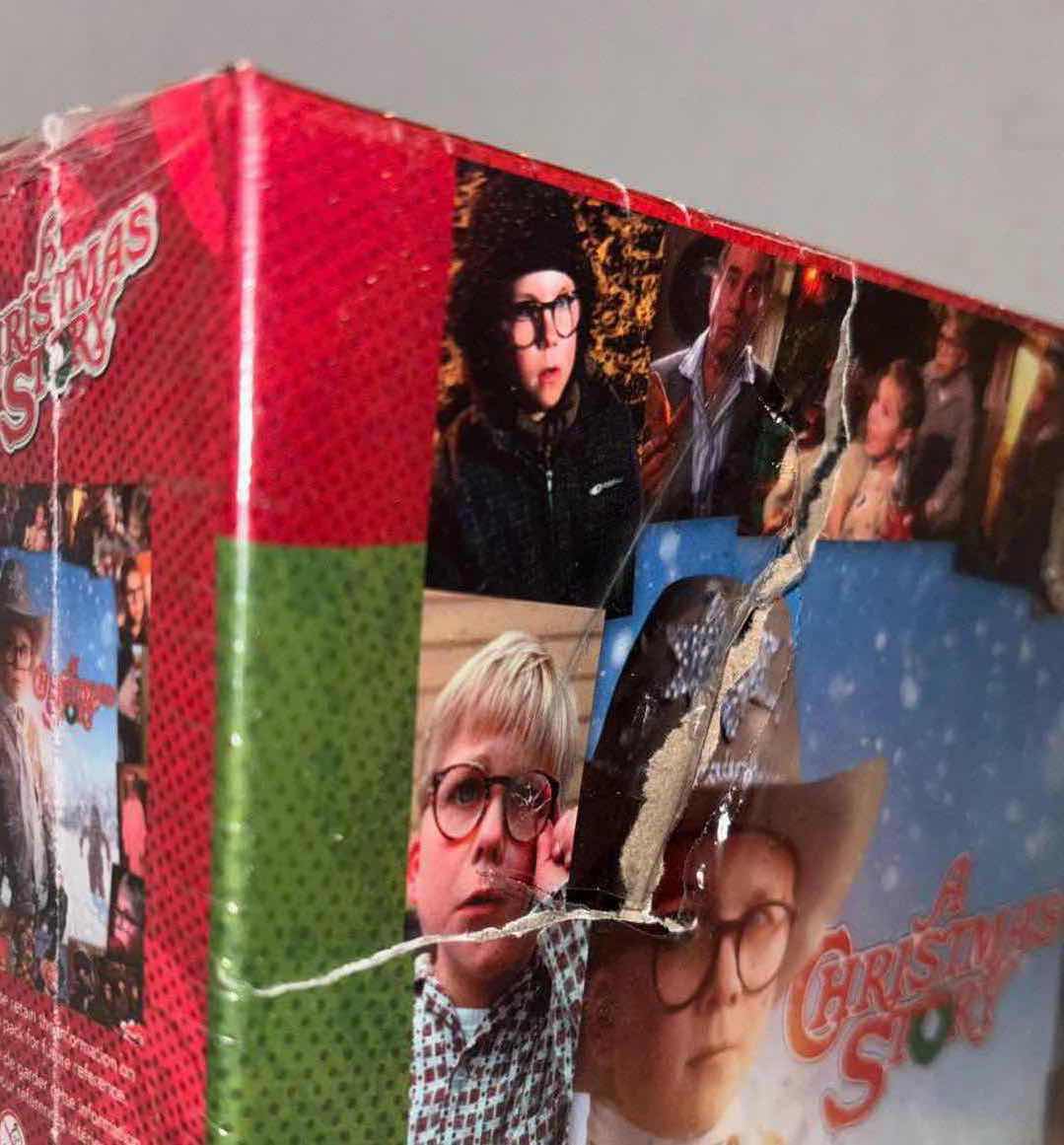 Photo 4 of NEW AQUARIUS 1000 PC JIGSAW PUZZLE “A CHRISTMAS STORY” (1)