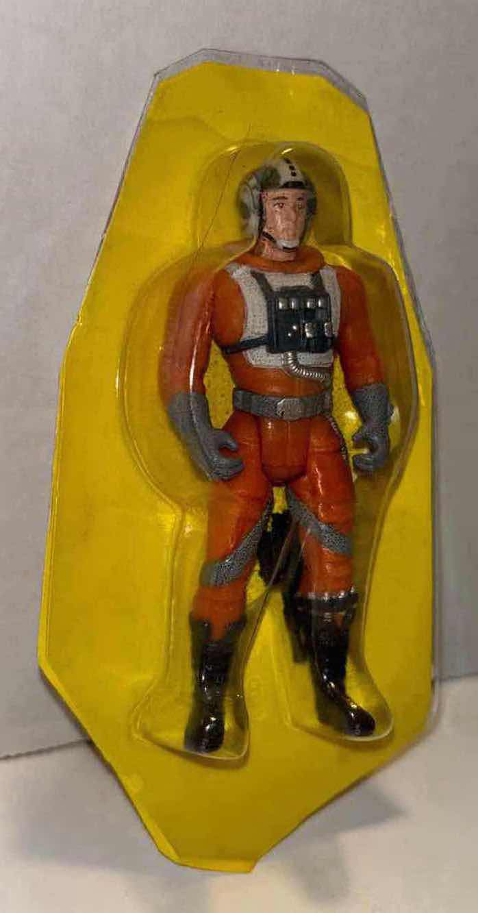 Photo 1 of NEW 1997 STAR WARS THE POWER OF THE FORCE 3.75” ACTION FIGURE & ACCESSORY, “WEDGE ANTILLES”