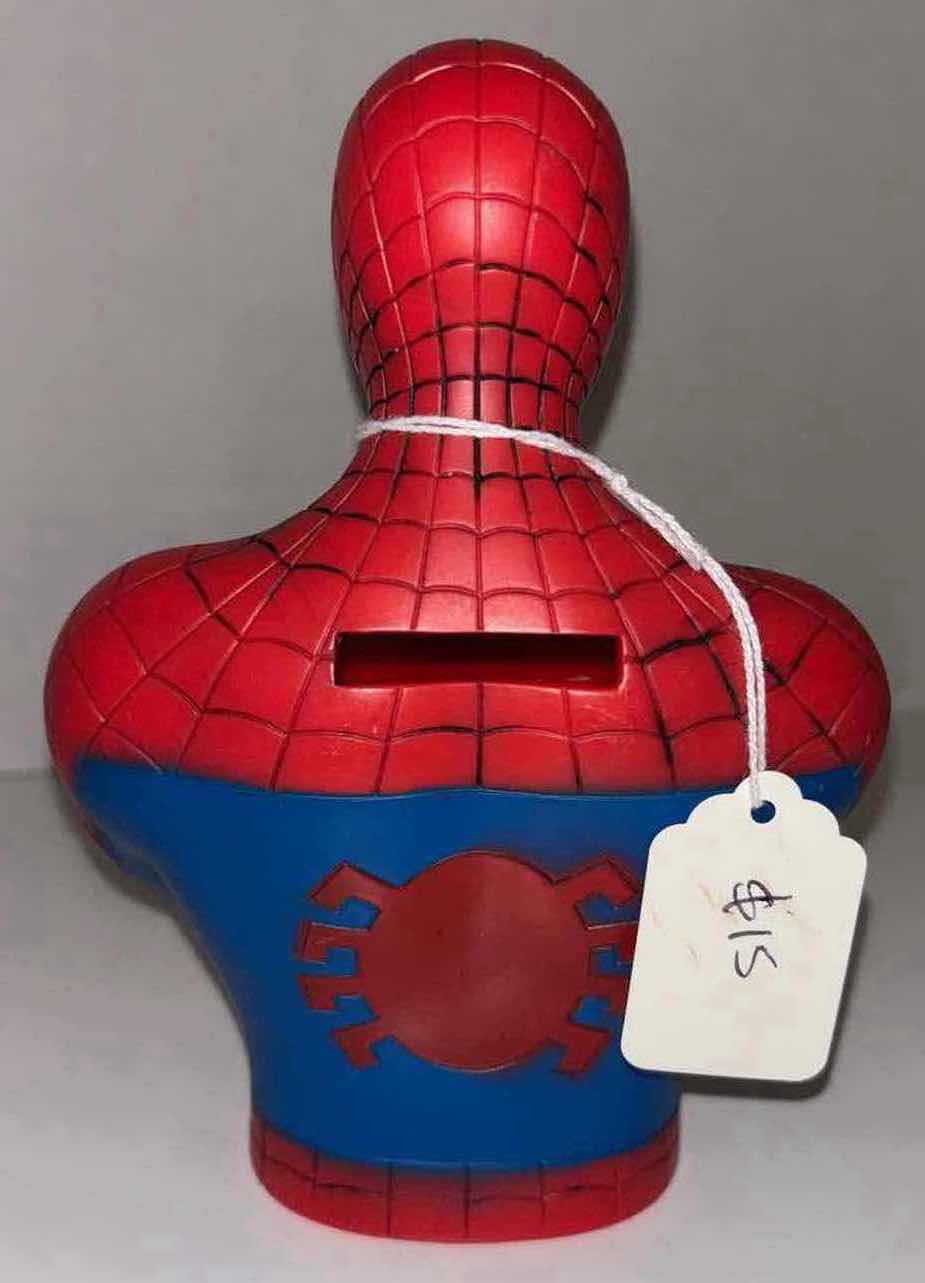 Photo 3 of MARVEL 6.5” SPIDER-MAN BUST/PIGGY BANK **NO RETURNS**