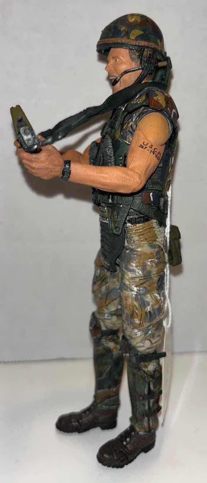 Photo 3 of 2016 NECA ALIENS 30TH ANNIVERSARY ACTION FIGURE & ACCESSORIES, “CORPORAL DWAYNE HICKS” **NO RETURNS**