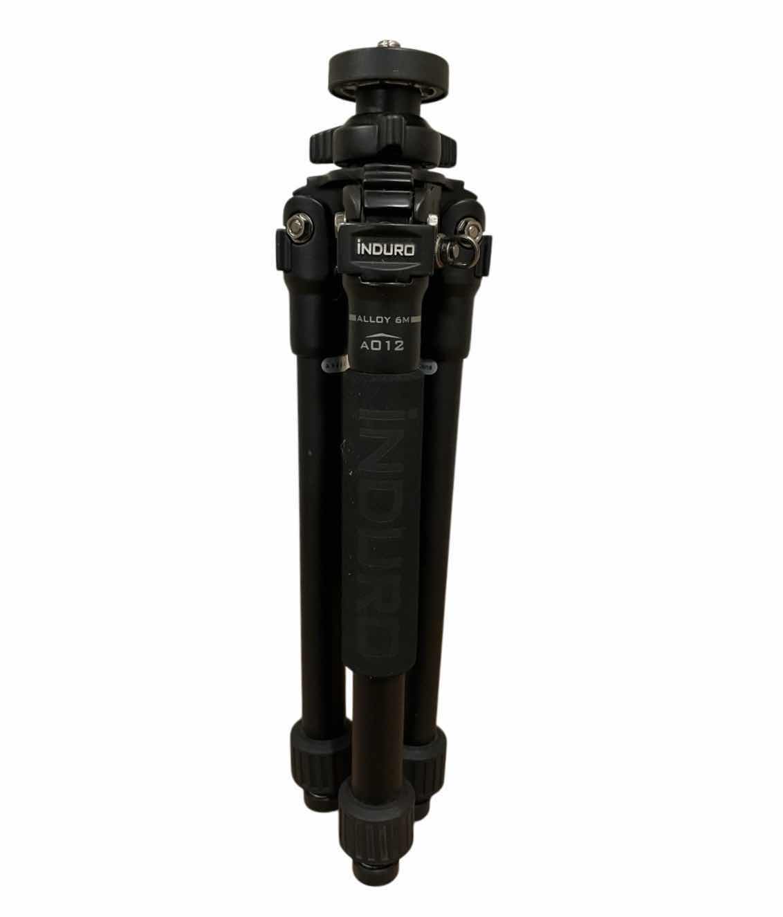 Photo 1 of INDURO ALLOY 6M A-SERIES PHOTOGRAPHY TRIPOD MODEL AO12 W CASE