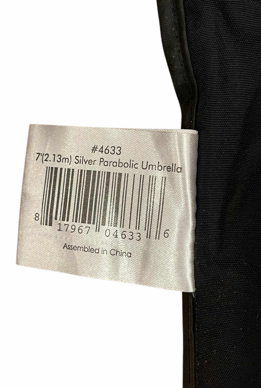 Photo 1 of WESTCOTT PHOTOGRAPHY 7’ SILVER/BLACK STANDARD BOUNCE DIFFUSION UMBRELLA (2)