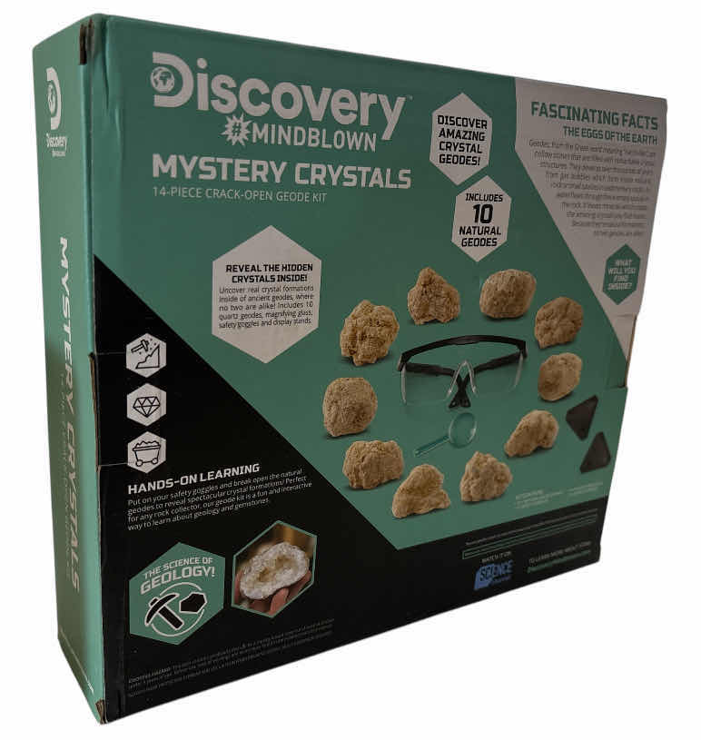 Photo 1 of NEW DISCOVERY #MINDBLOWN MYSTERY CRYSTALS 14 PC CRACK-OPEN GEODE KIT, STEM SET FOR CHILDREN