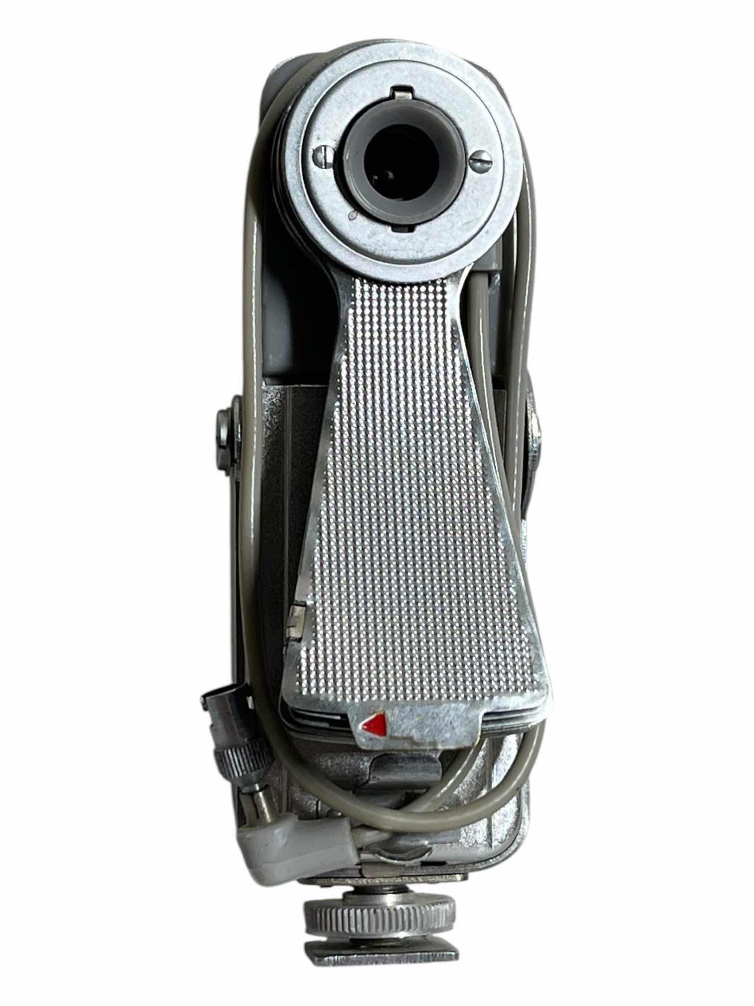 Photo 1 of ESCOT CAMERA BOUNCE FLASH JAPAN W CASE & MANUAL