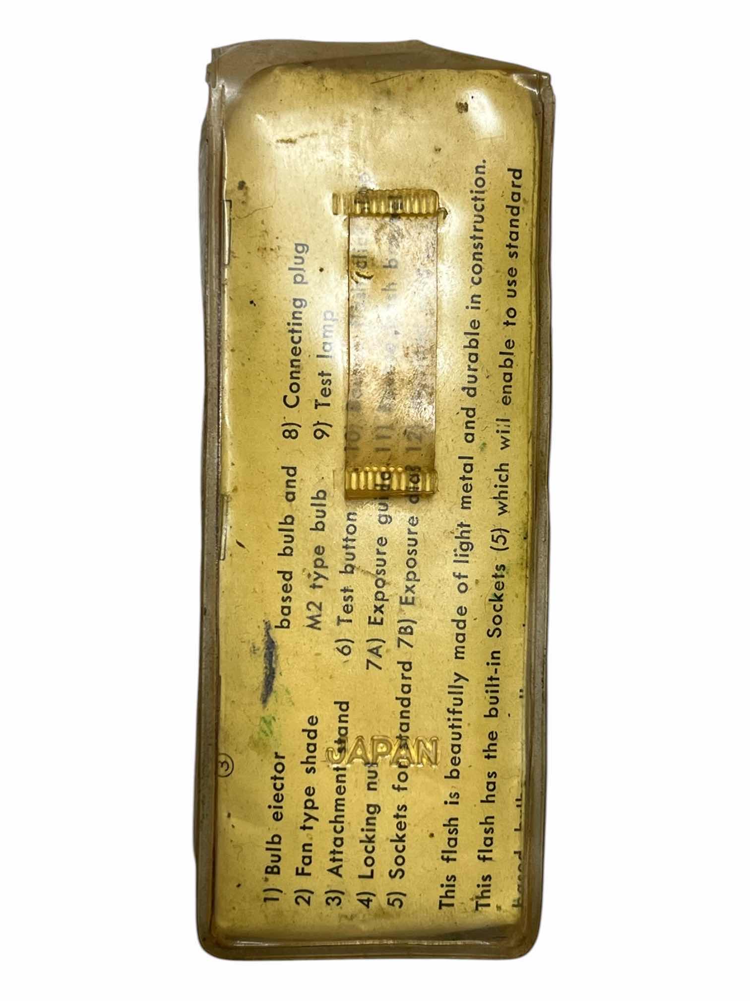 Photo 1 of ESCOT CAMERA BOUNCE FLASH JAPAN W CASE & MANUAL