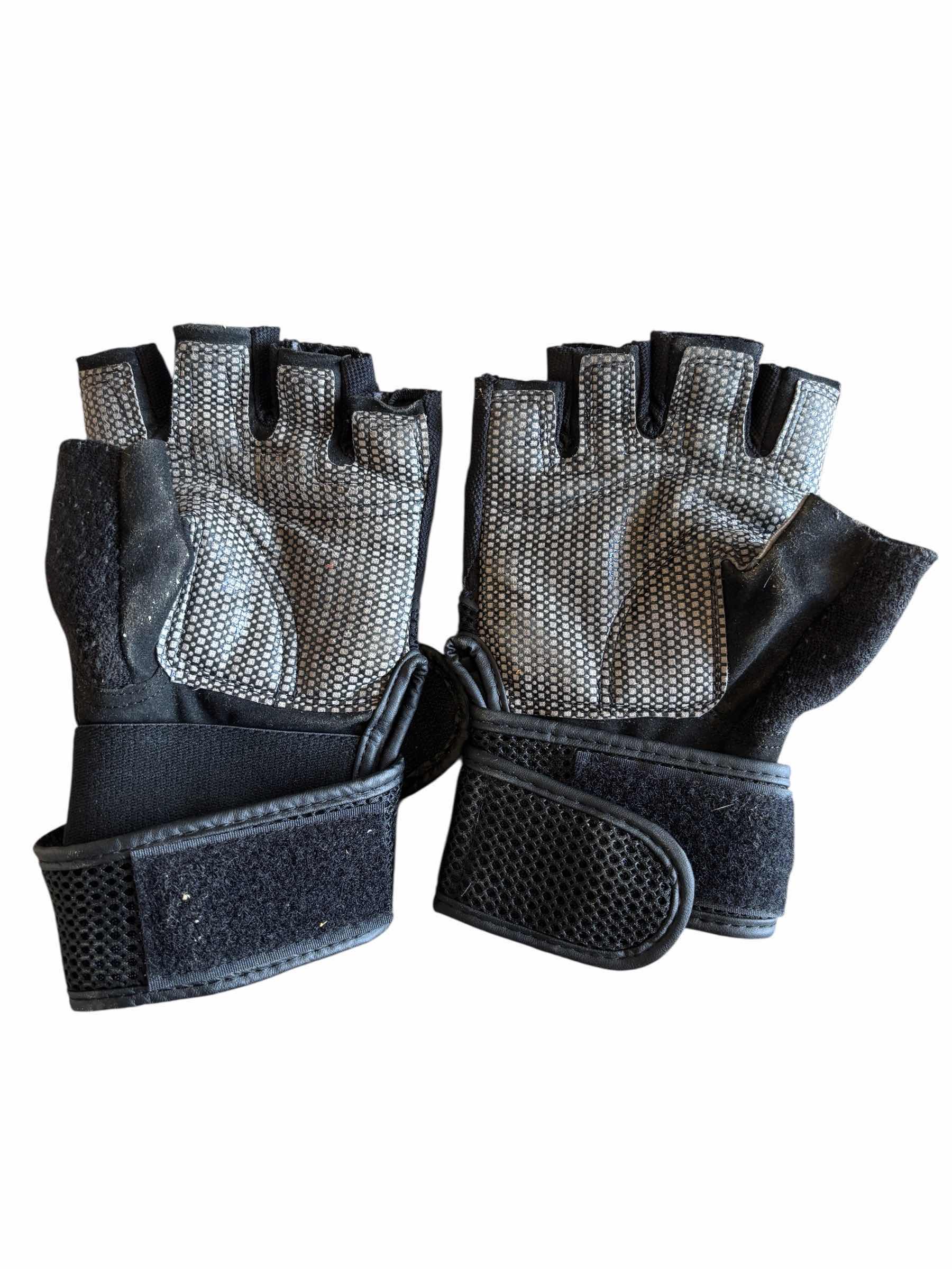 Photo 1 of ATHLETIC WORKS WRIST WRAP WEIGHT LIFTING GLOVES