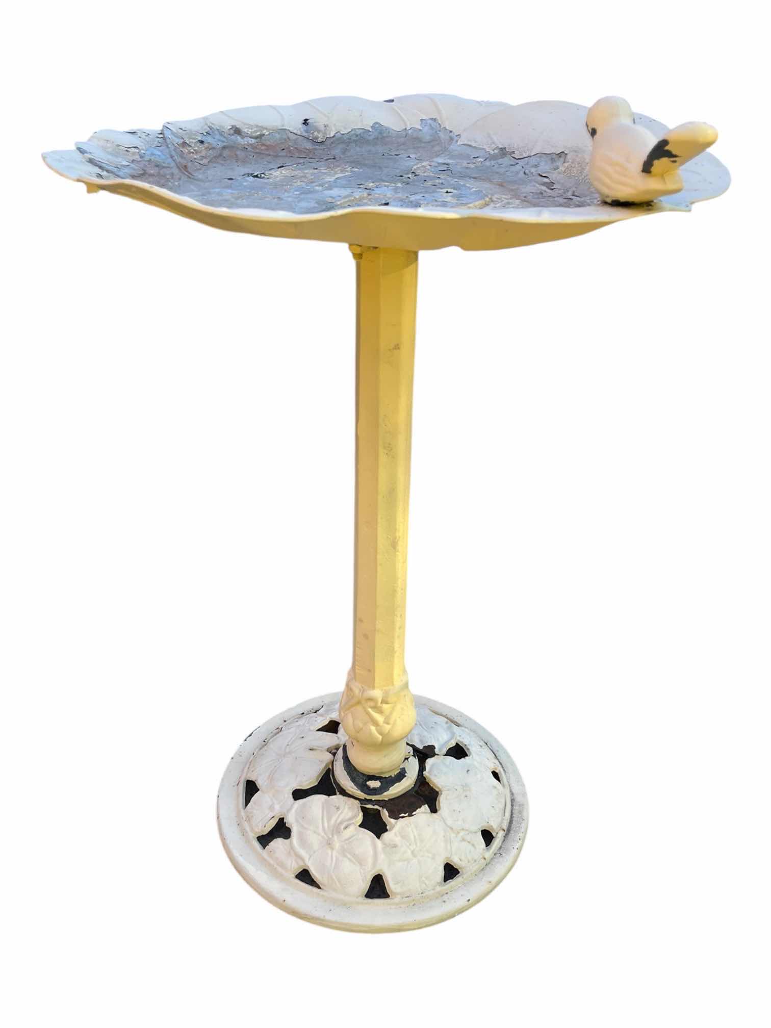 Photo 1 of LILY PAD DESIGN CAST IRON BIRDBATH 19” X 27”