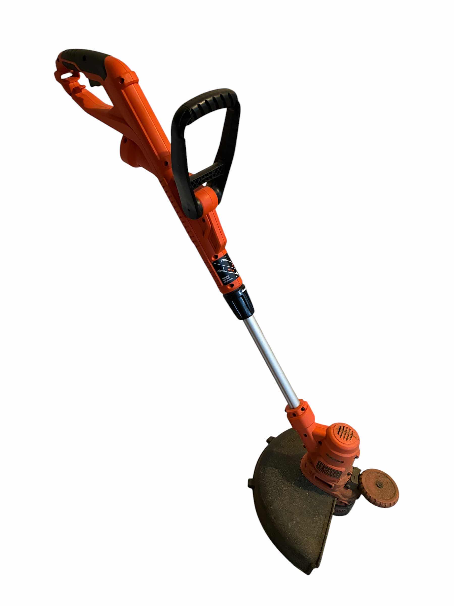 Photo 1 of BLACK & DECKER ELECTRIC CORDED EDGER