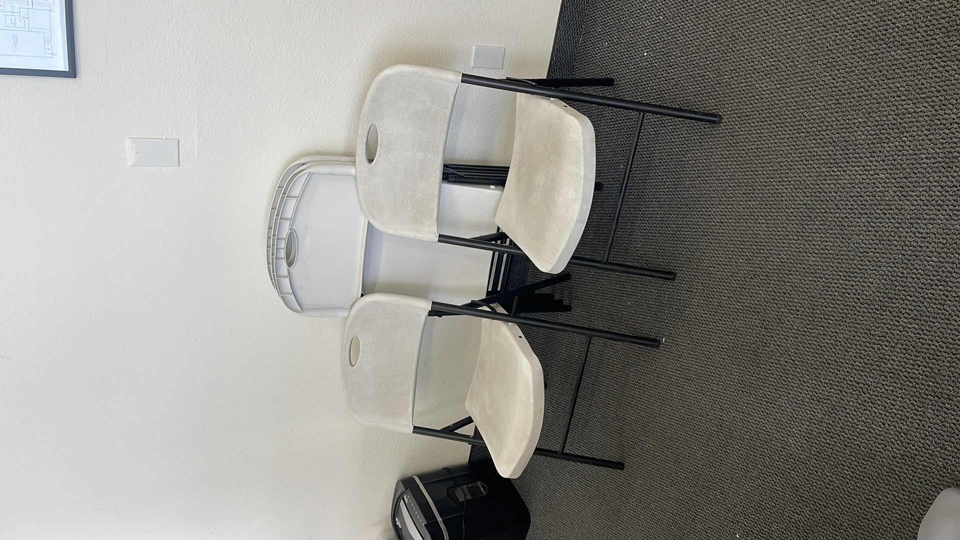 Photo 1 of 5 METAL BASE FOLDING CHAIRS W PLASTIC SEAT (USED)