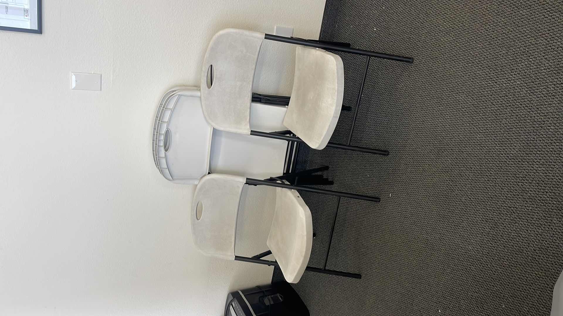 Photo 1 of 5 METAL BASE FOLDING CHAIRS W PLASTIC SEAT (USED)