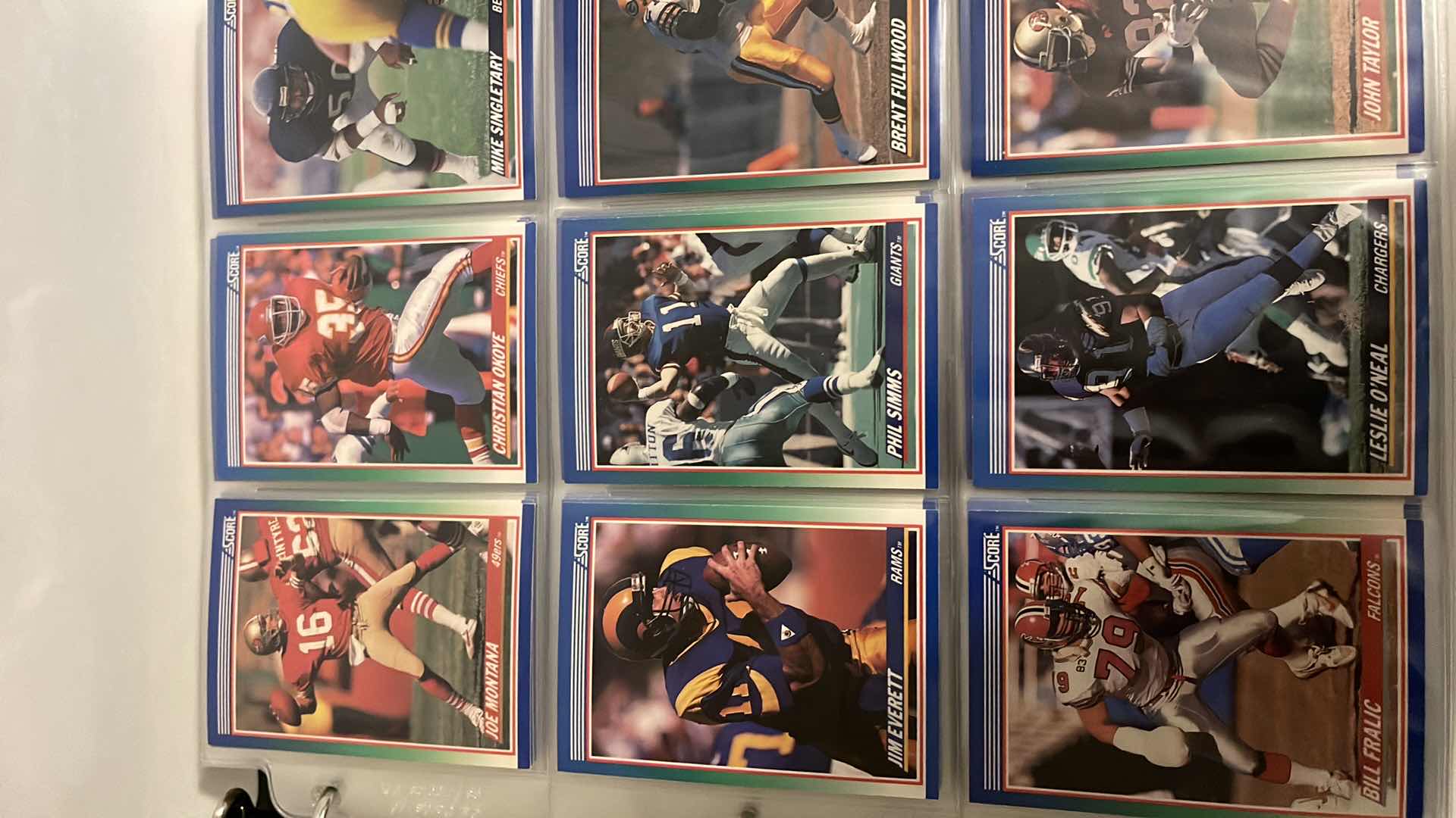 Photo 2 of 1990 SCORE NFL FOOTBALL CARDS W BINDER