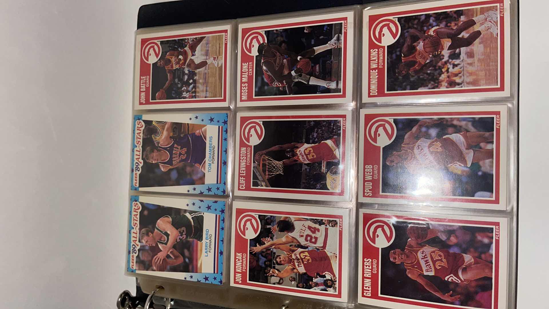 Photo 3 of 1989 FLEER BASKETBALL CARDS W BINDER