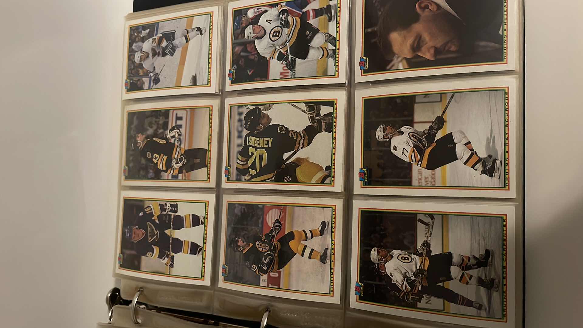 Photo 2 of 1990 BOWMAN NHL CARDS W BINDER