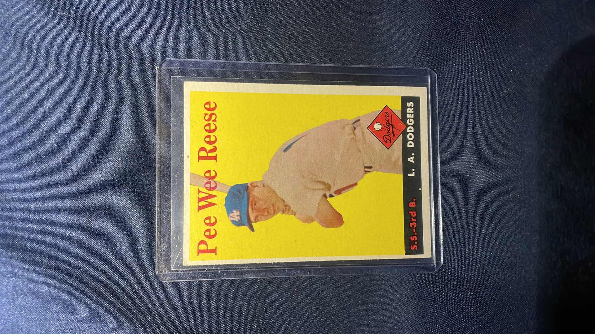 Photo 1 of 1958 PEE WEE REESE CARD #375