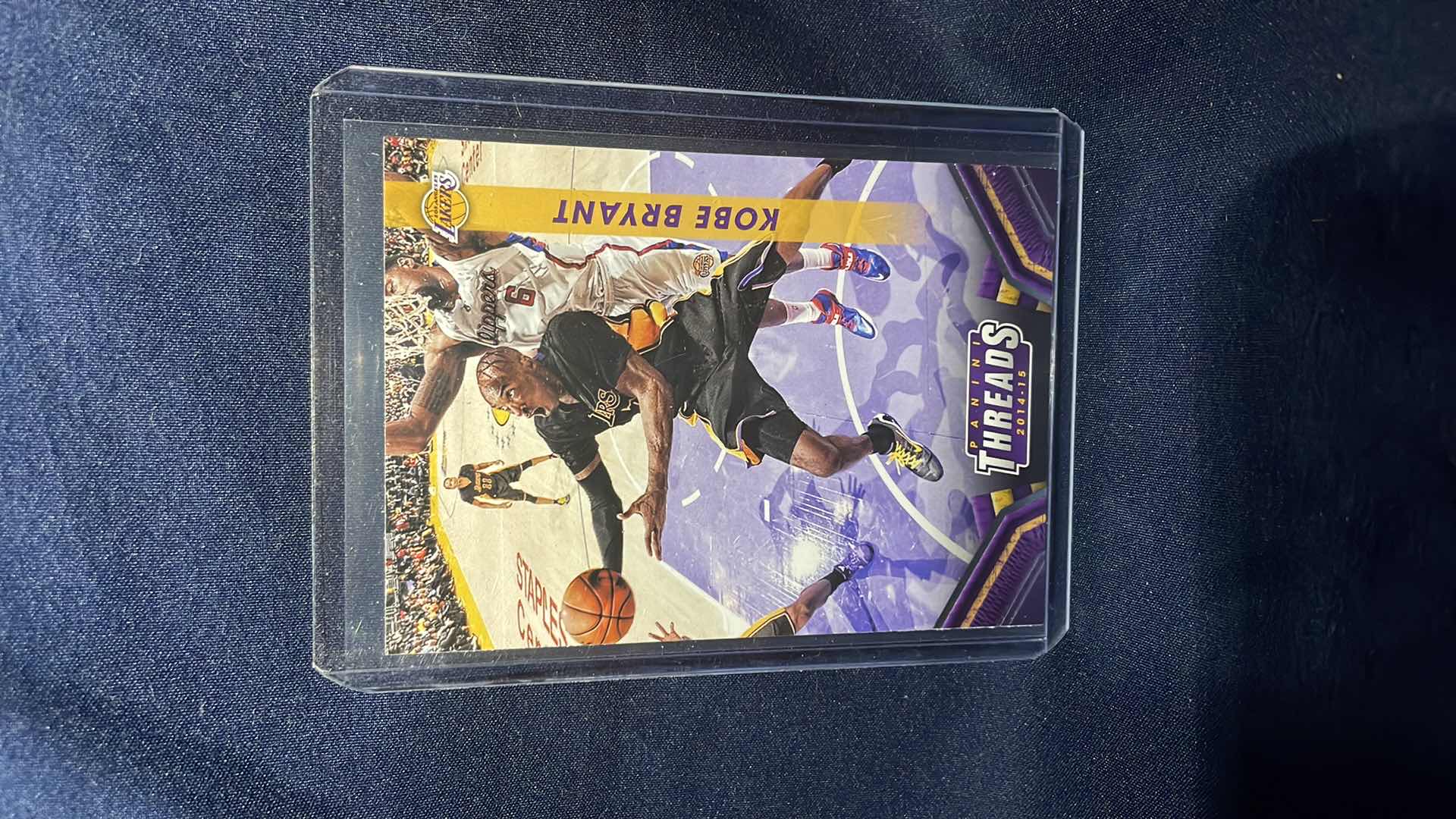 Photo 1 of 2014-15 KOBE BRYANT PANINI THREADS CARD #111