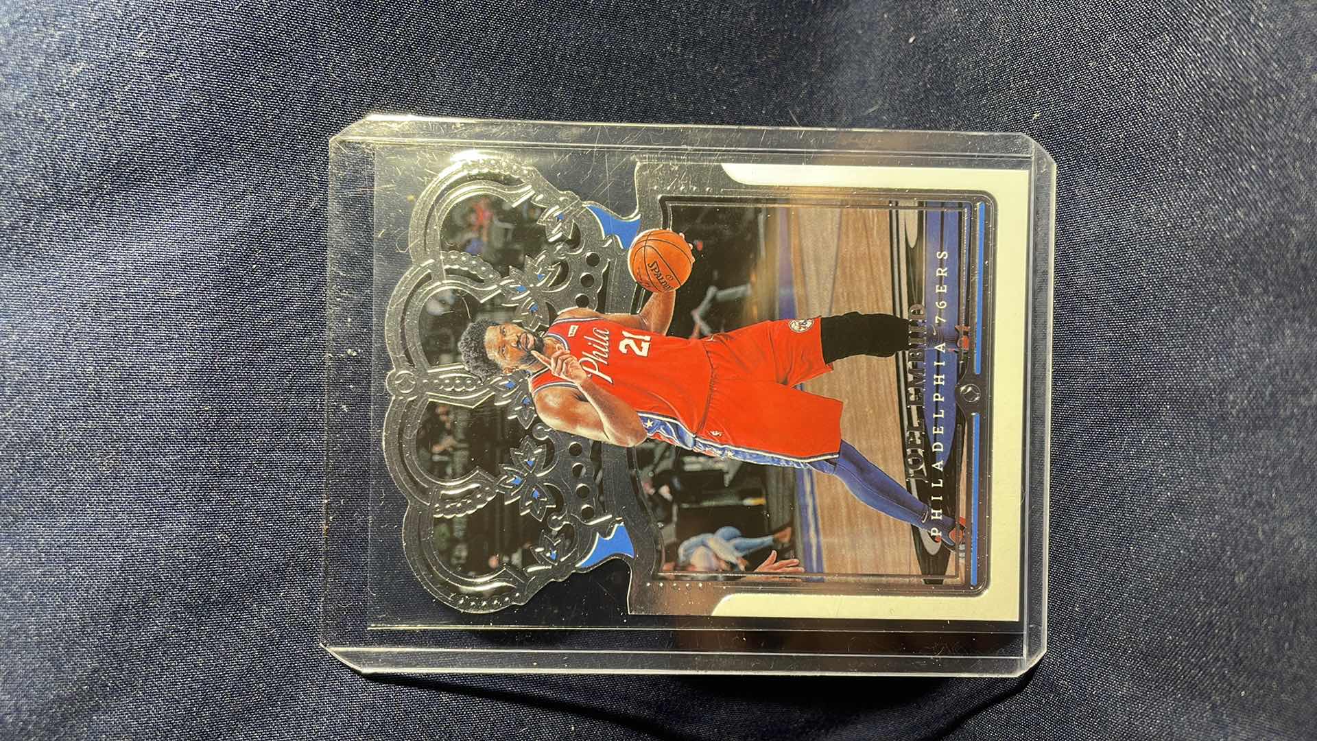 Photo 1 of 2021 PANINI JOEL EMBIID CROWN ROYALE CARD #16