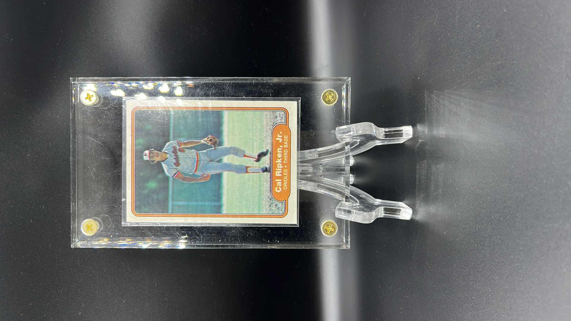 Photo 3 of 1982 CAL RIPKEN JR FLEER ROOKIE CARD 176