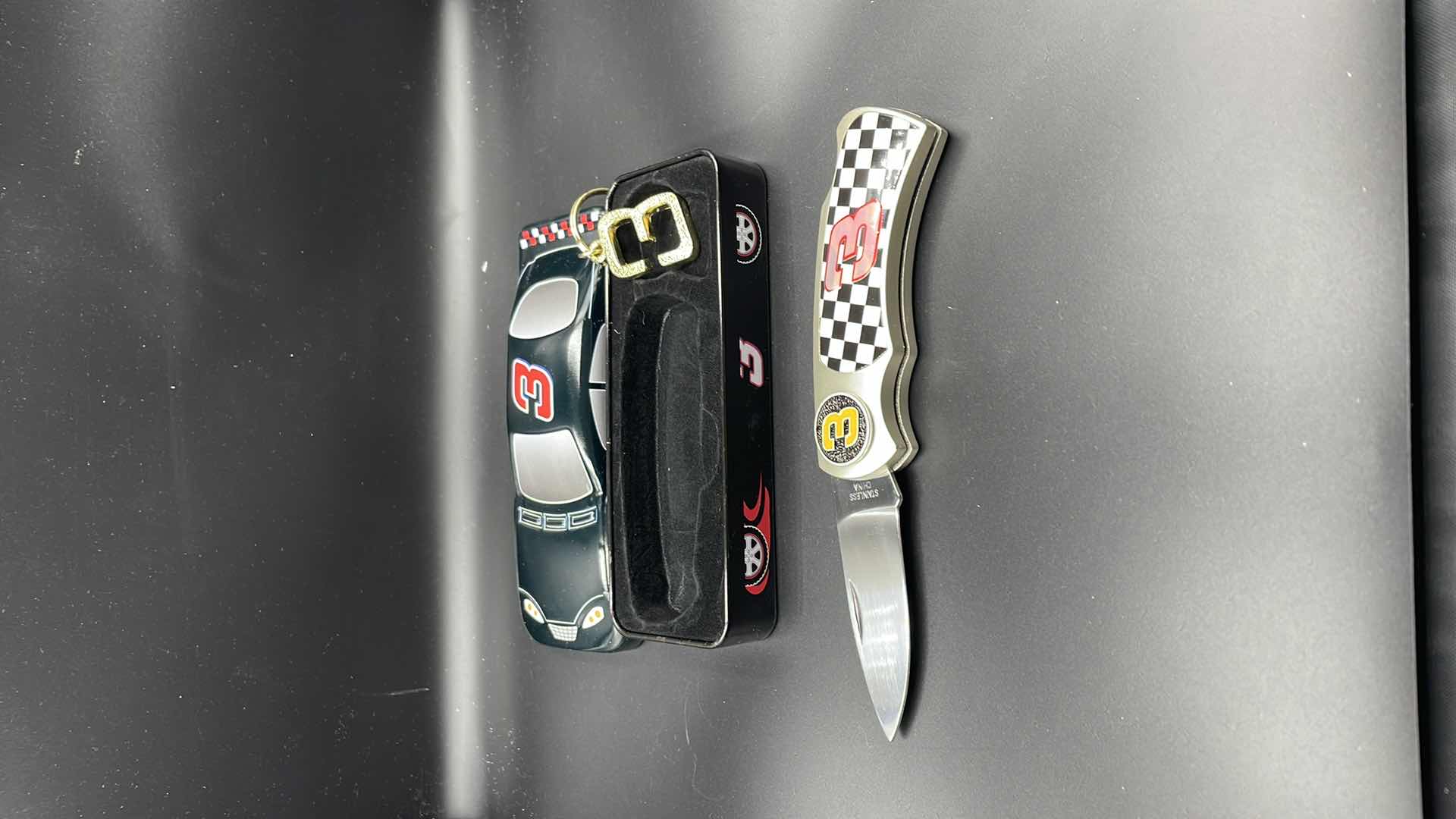 Photo 2 of #3 CAR KEYCHAIN AND POCKET KNIFE