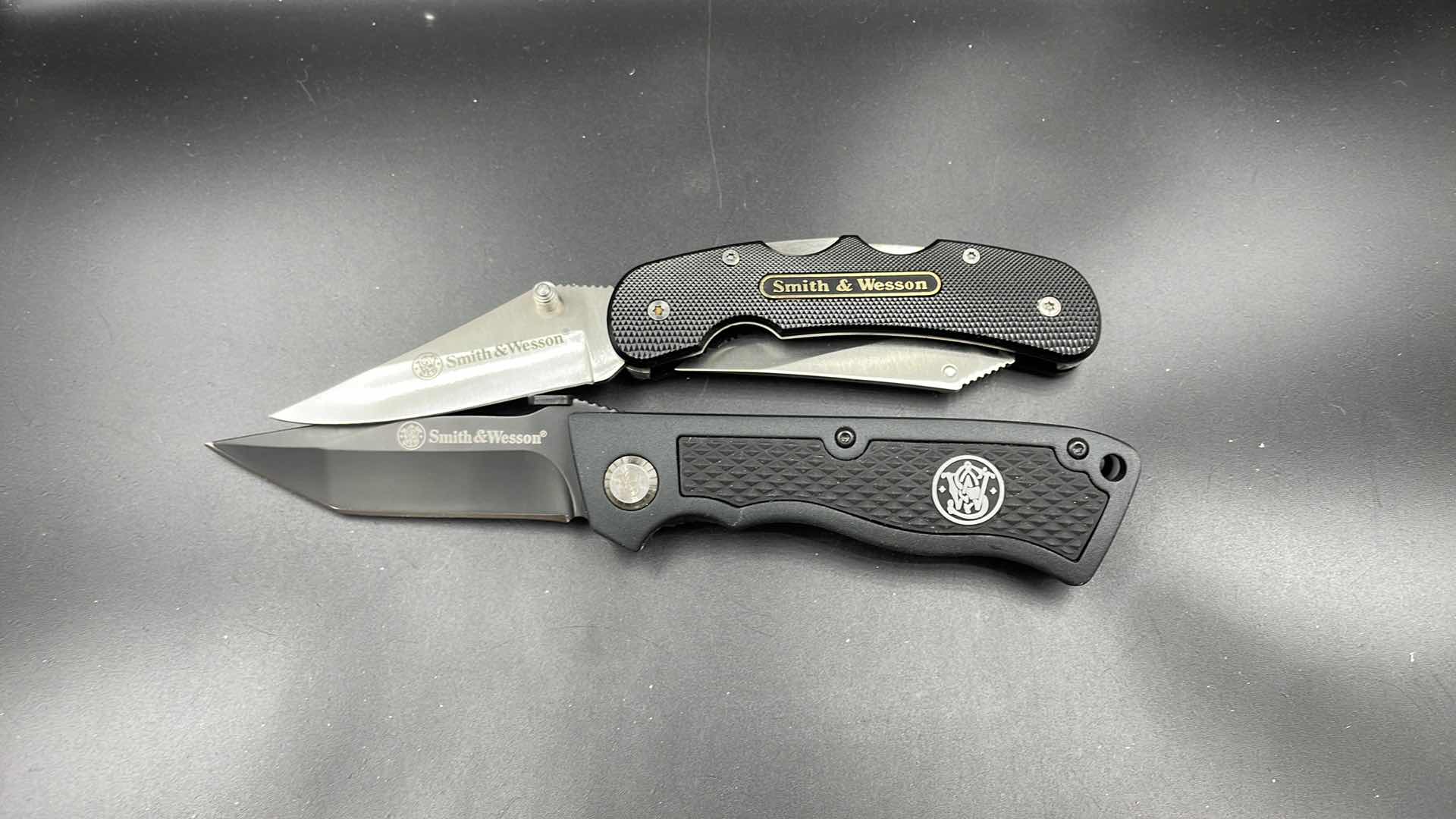 Photo 2 of PAIR OF SMITH & WESSON POCKET KNIVES