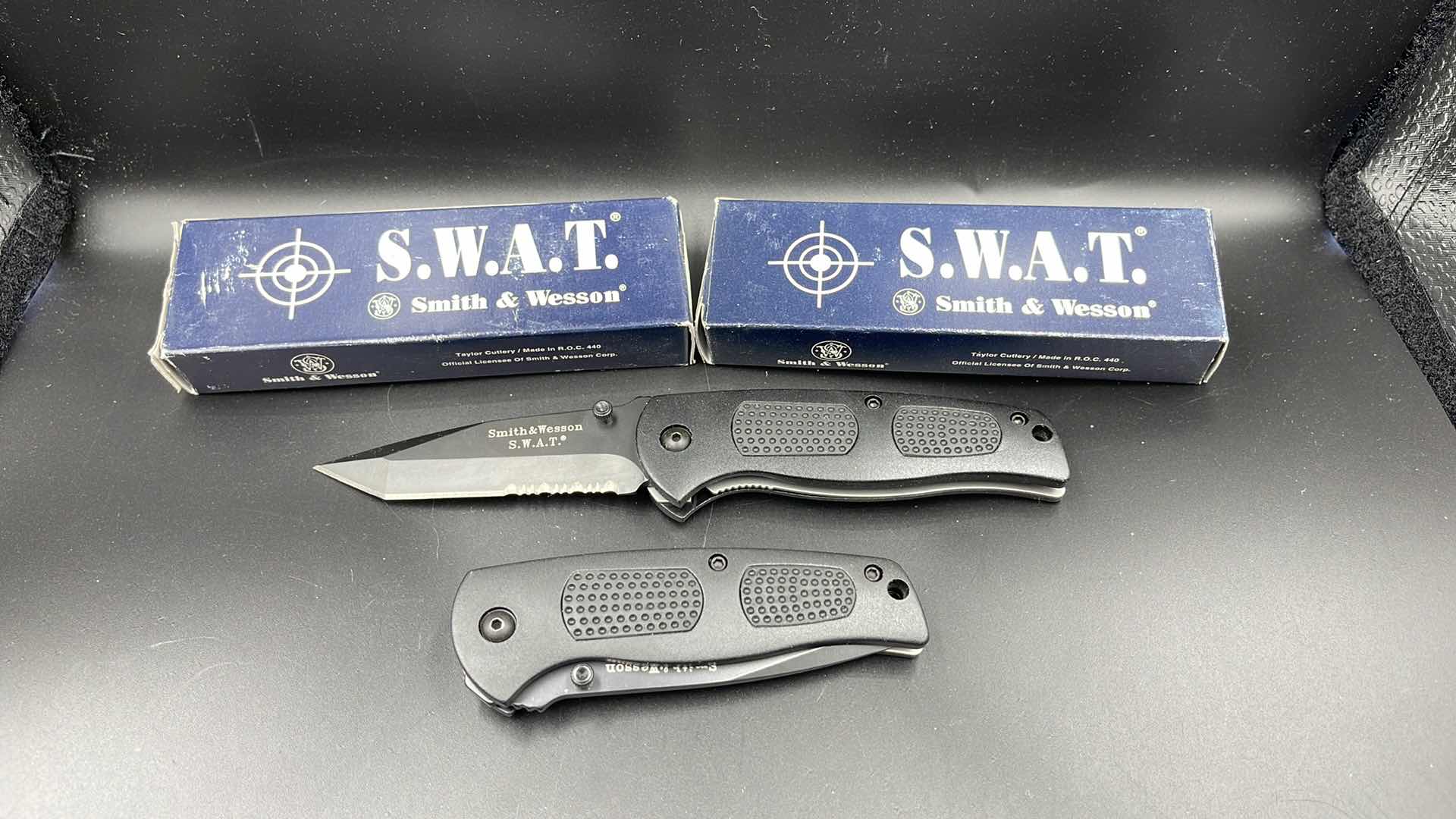 Photo 1 of 2 PC SMITH & WESSON S.W.A.T. KNIFE SW114